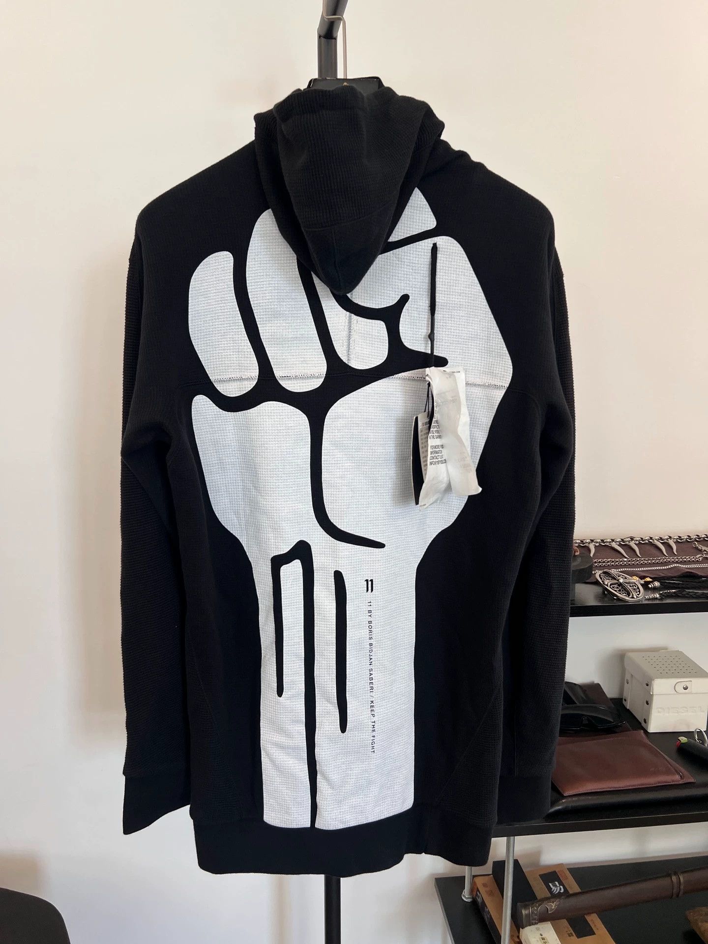 Boris Bidjan Saberi Boris Bidjan Saberi 11by bbs CP Mask Hoodie M BNWT Size US M / EU 48-50 / 2 - 1 Thumbnail