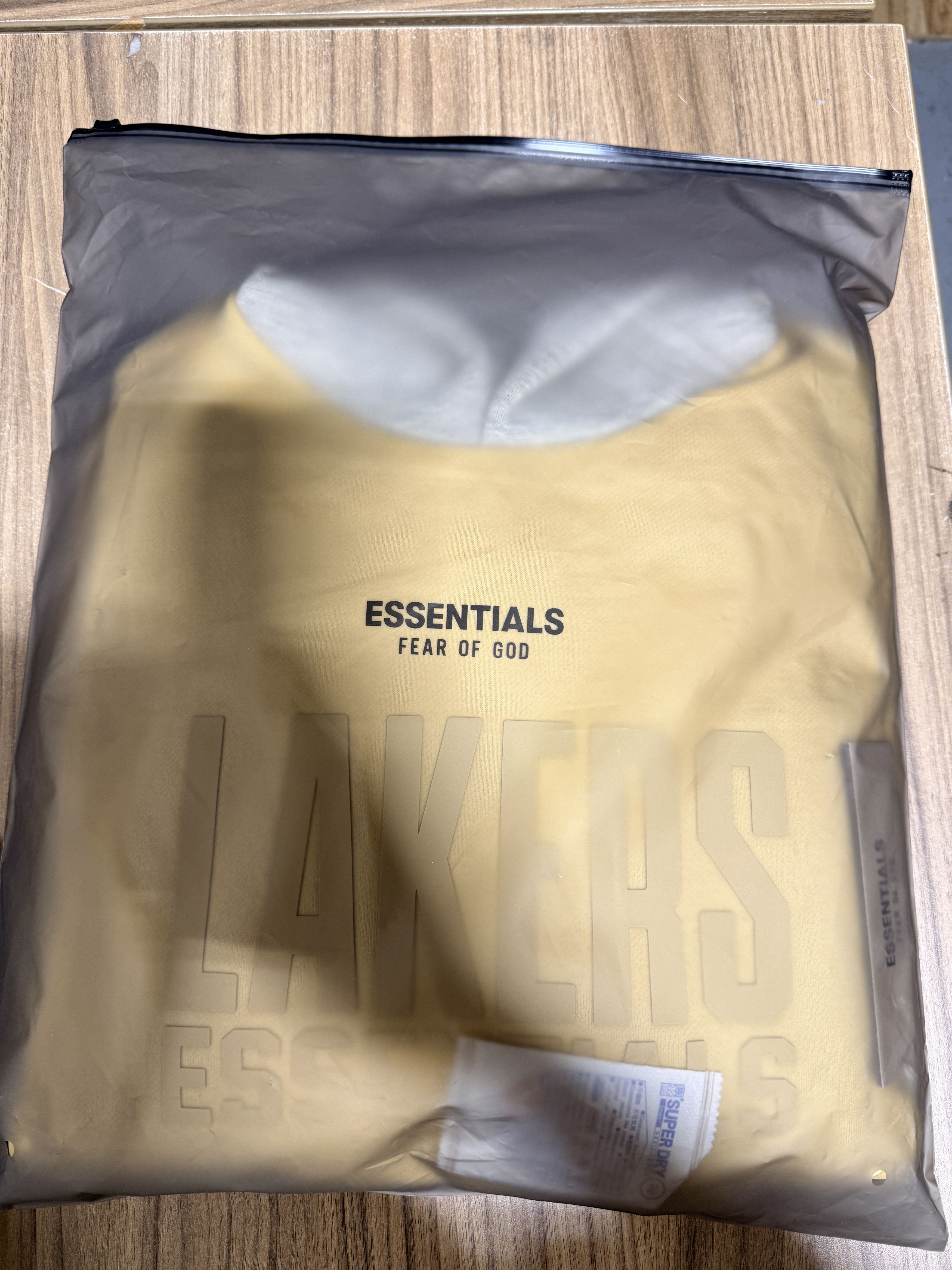 Fear of God × NBA Fear of God Essentials Lakers Hoodie Tuscan XS Size US XS / EU 42 / 0 - 2 Thumbnail