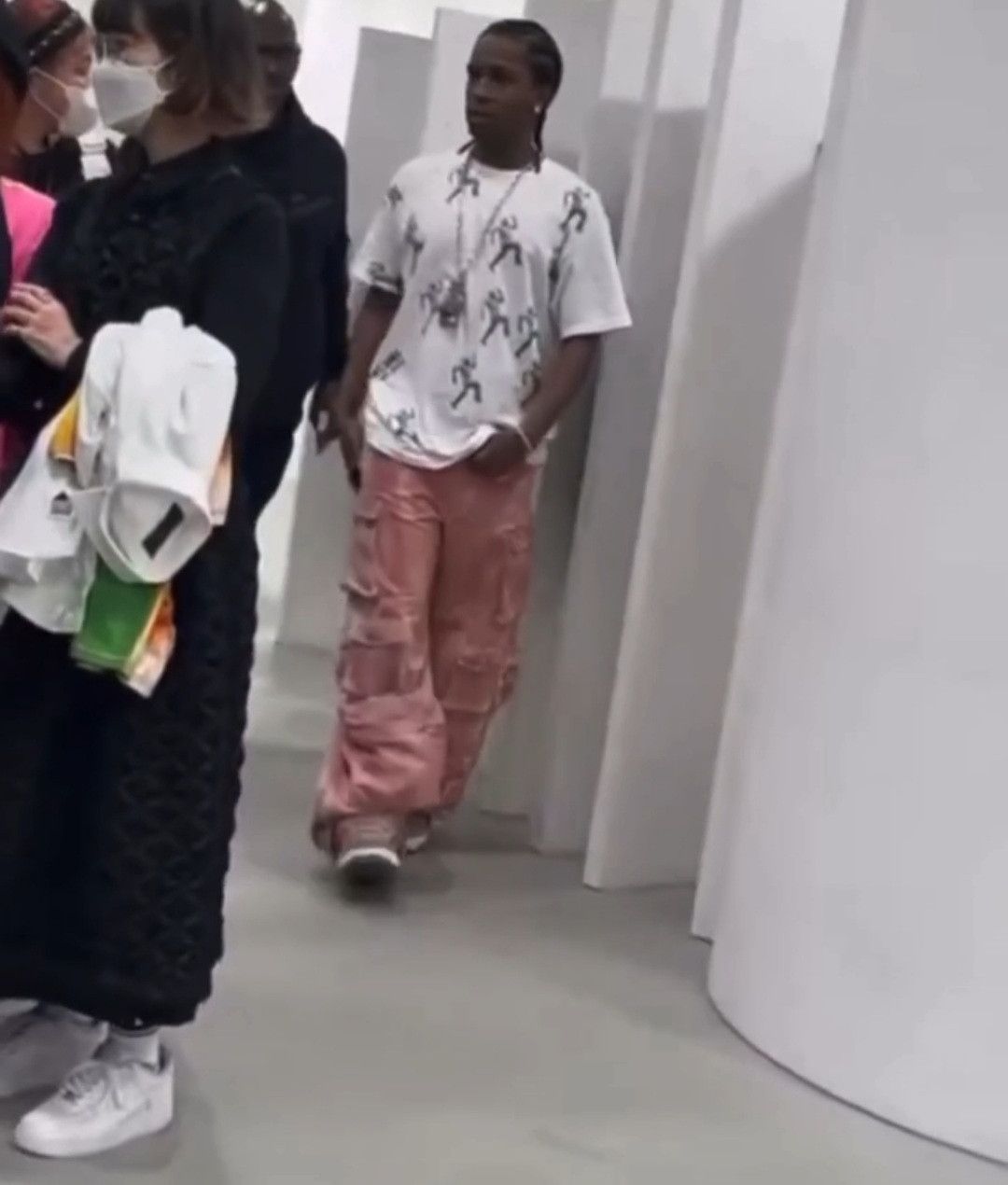 Other Unique Military Cargo Pink Camo Pants GOLF WANG style Size US 30 / EU 46 - 2 Thumbnail