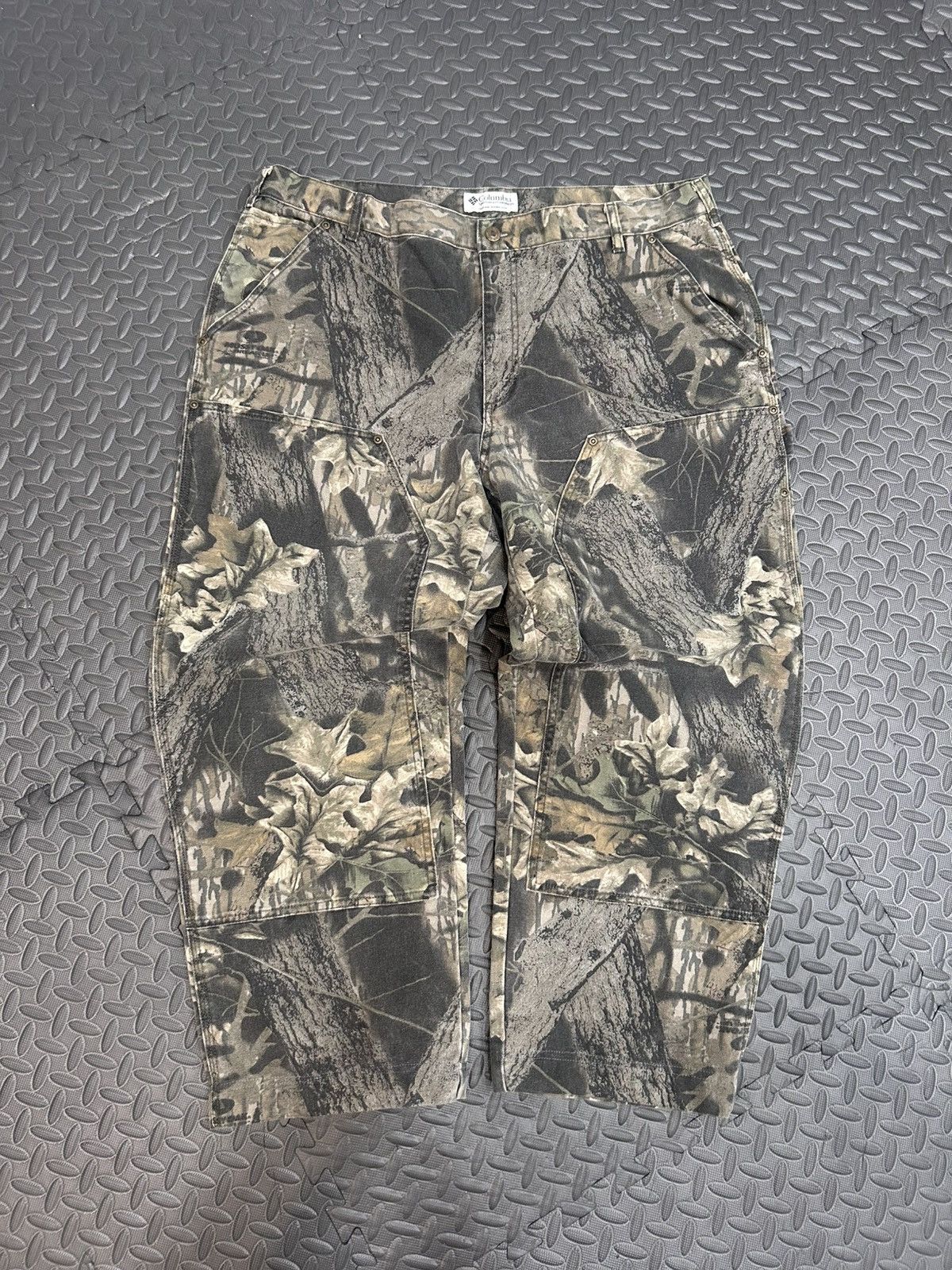 Columbia Vintage Columbia Camo Hunting Pants double knees Size US 40 / EU 56 - 1 Thumbnail