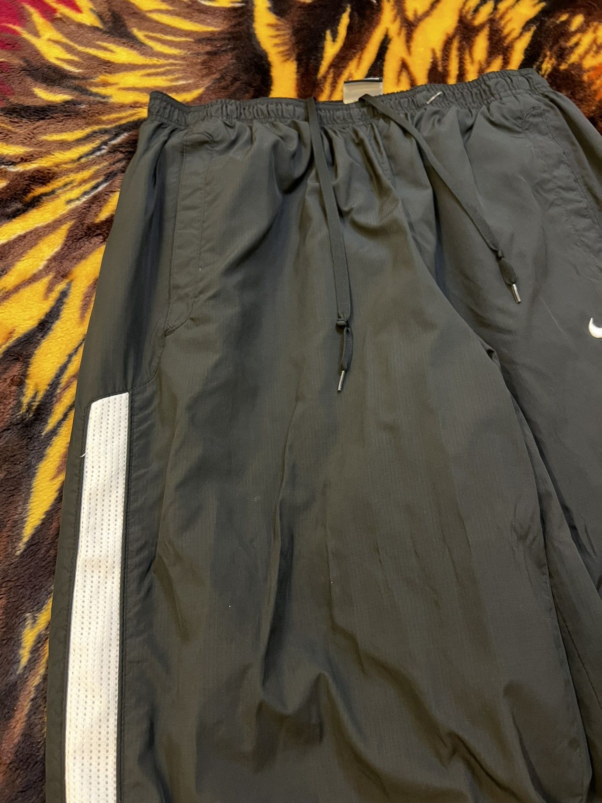 Nike × Vintage NIKE Air-Vent Check Track-Pants Size US 34 / EU 50 - 4 Thumbnail