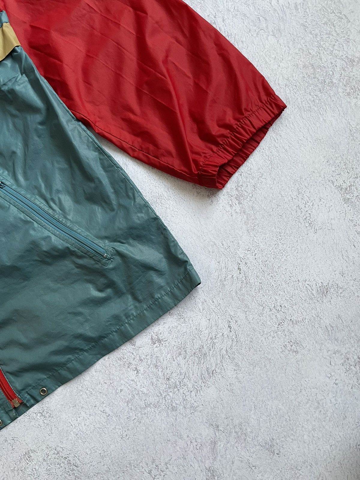 Vintage Adidas Vintage 90s Raincoat Light Jacket Retro 90s Size US L / EU 52-54 / 3 - 4 Thumbnail