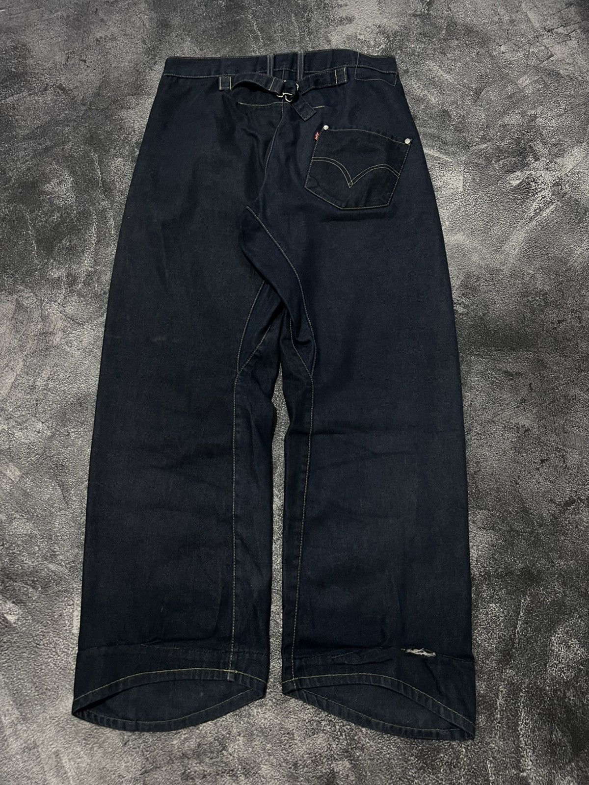 Levi's Vintage Clothing Levis Engineered Buckle Back Twisted Jeans Size US 31 - 1 Thumbnail