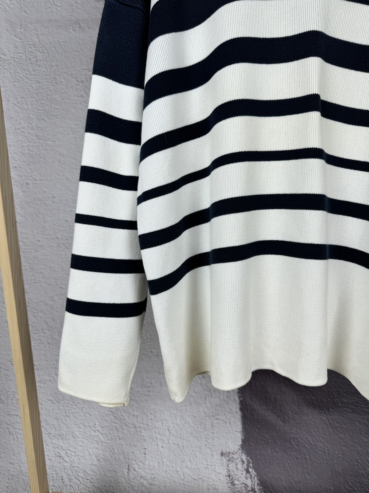 Lacoste Lacoste vintage white blue striped sweater knitwear Size US XXL / EU 58 / 5 - 5 Thumbnail