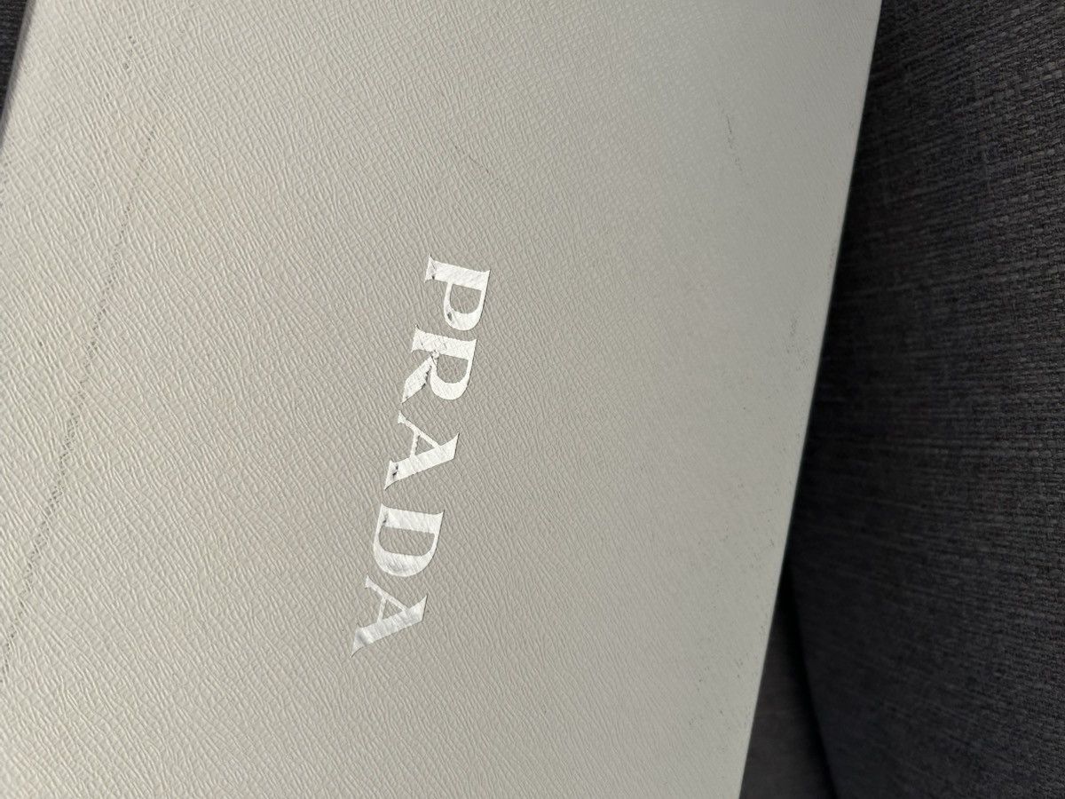 Prada Prada carved logo slides Size US 8 / EU 41 - 8 Thumbnail