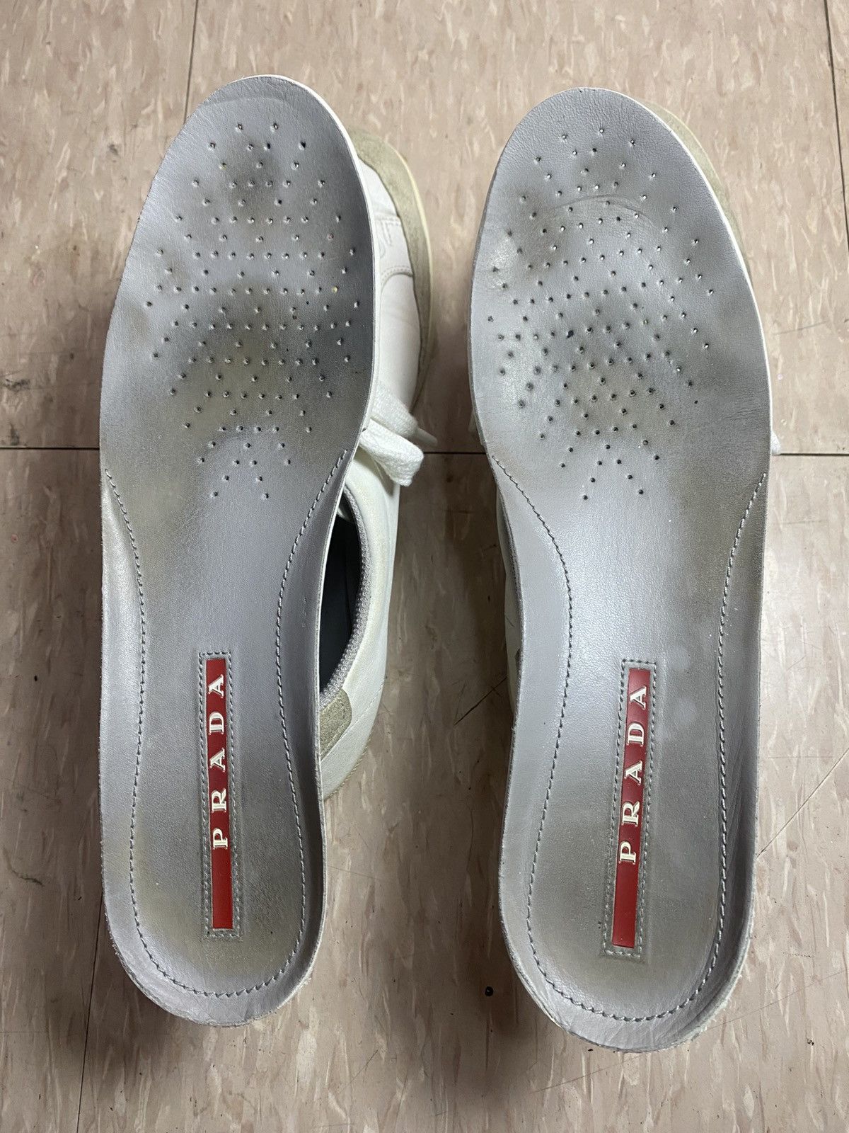 Designer × Prada Luxury prada sneakers shoes 4E3027 white leather Size US 7 / EU 40 - 3 Thumbnail