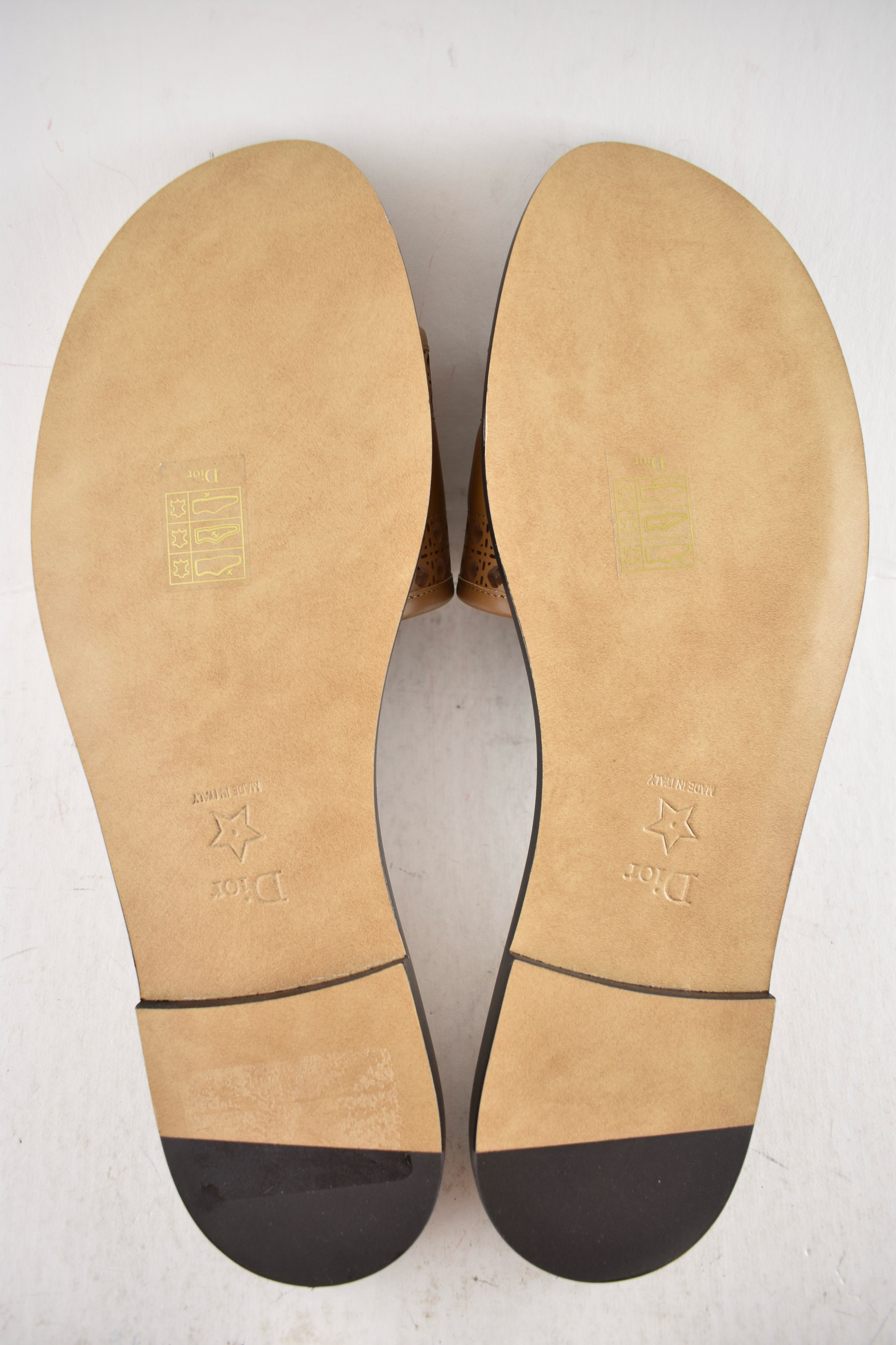 Dior Dior D-Lane Dway Micro Cannage Leather Slide Flat Sandal 37 Size US 7 / IT 37 - 17 Thumbnail