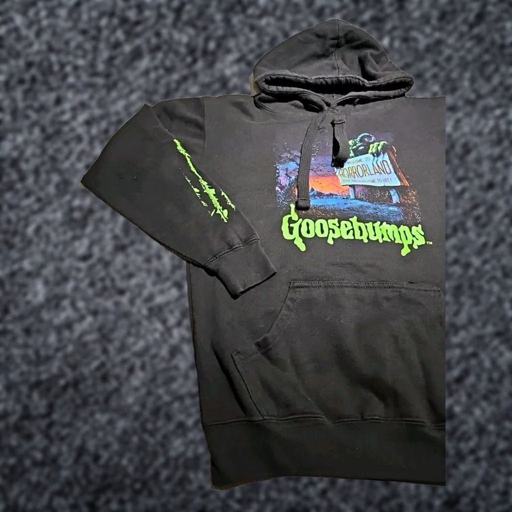 Vintage Goosebumps Hoodie Mens Medium Back Pullover Sweater Welcome To Horrorland Graphic Print Hooded Pockets Logo 90s Halloween Horror Mens Size US M / EU 48-50 / 2 - 1 Thumbnail