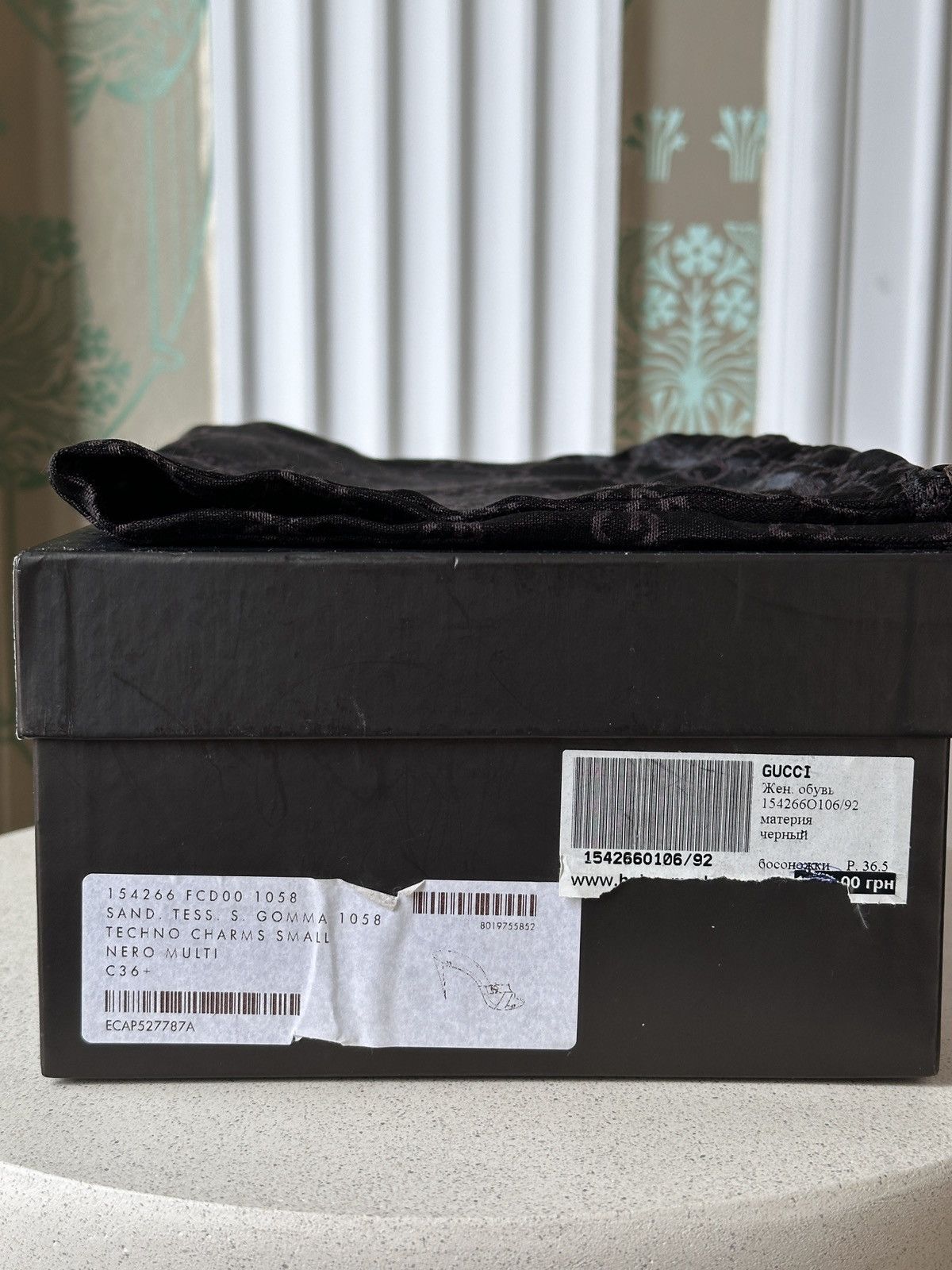 Gucci GUCCI Satin Chain Cross Strap Black Pink Sandals 36,5/6,5 Size US 6.5 / IT 36.5 - 20 Thumbnail