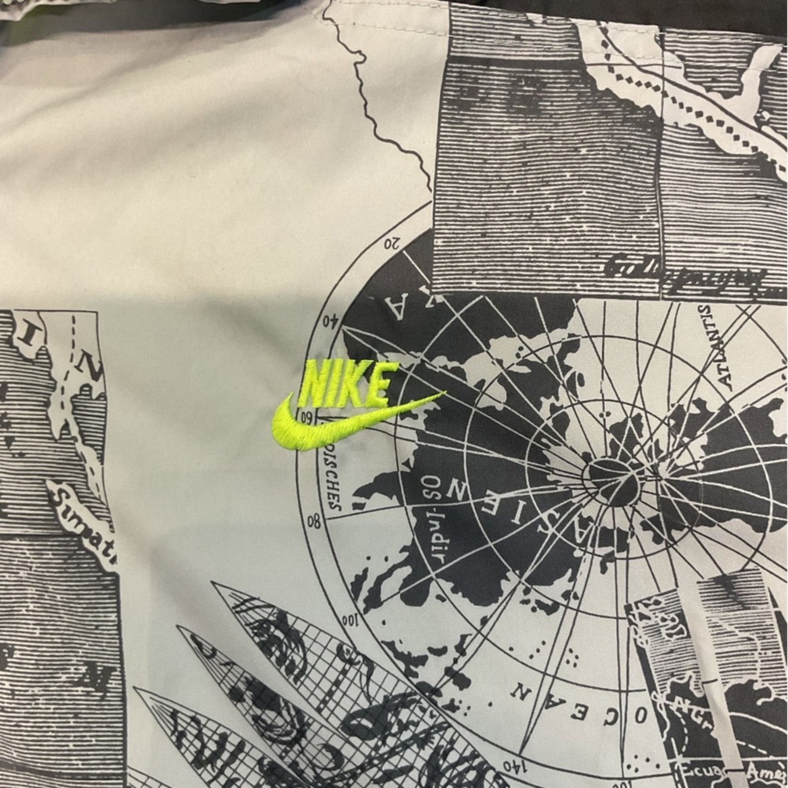 Nike Vintage 90s Nike international Neon NYLON JACKET Size US XL / EU 56 / 4 - 5 Thumbnail