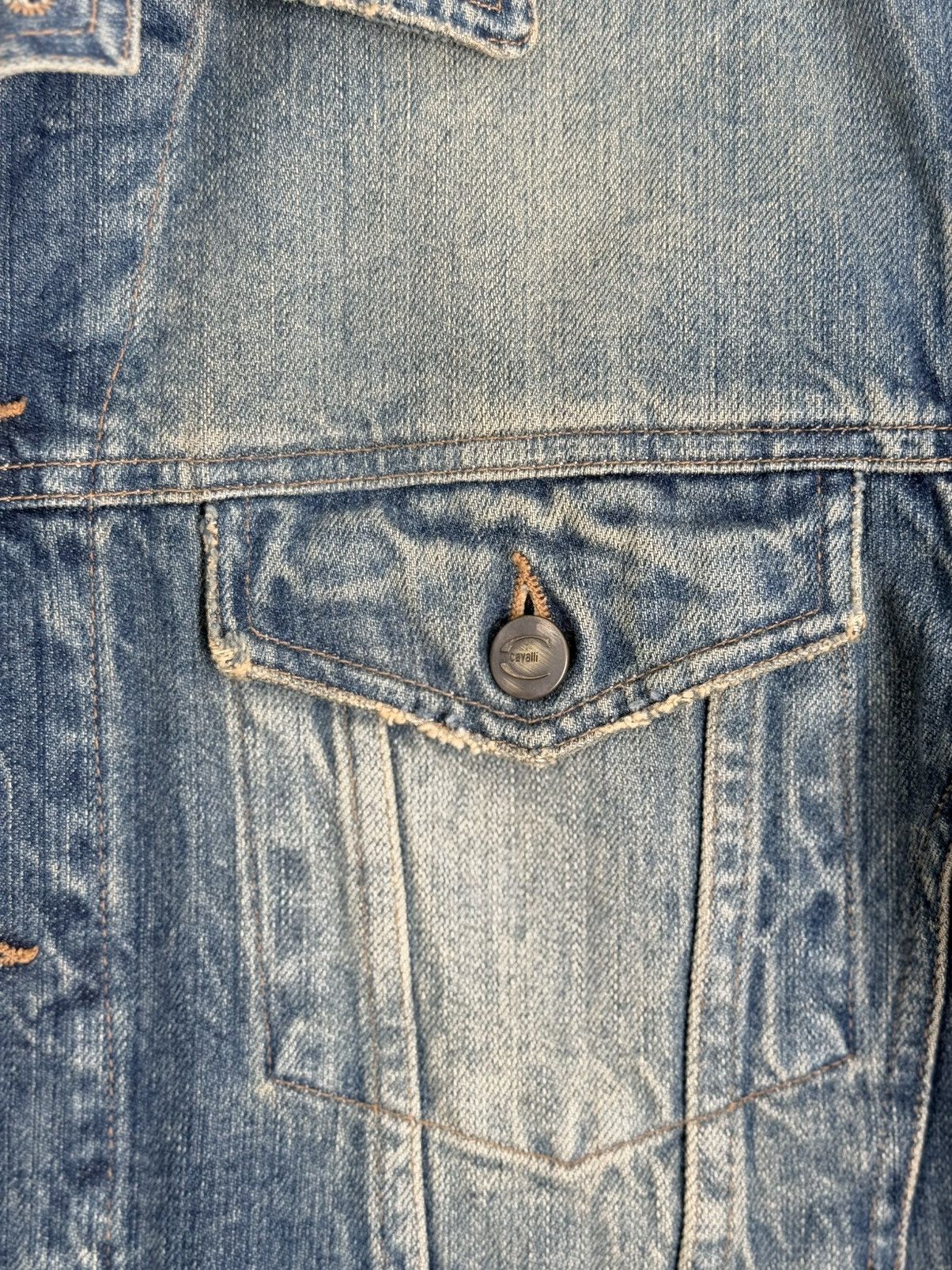 Just Cavalli ⚡SENDOFFER⚡Just Cavalli Roberto Cavalli Denim Trucker Jacket Size US M / EU 48-50 / 2 - 11 Thumbnail