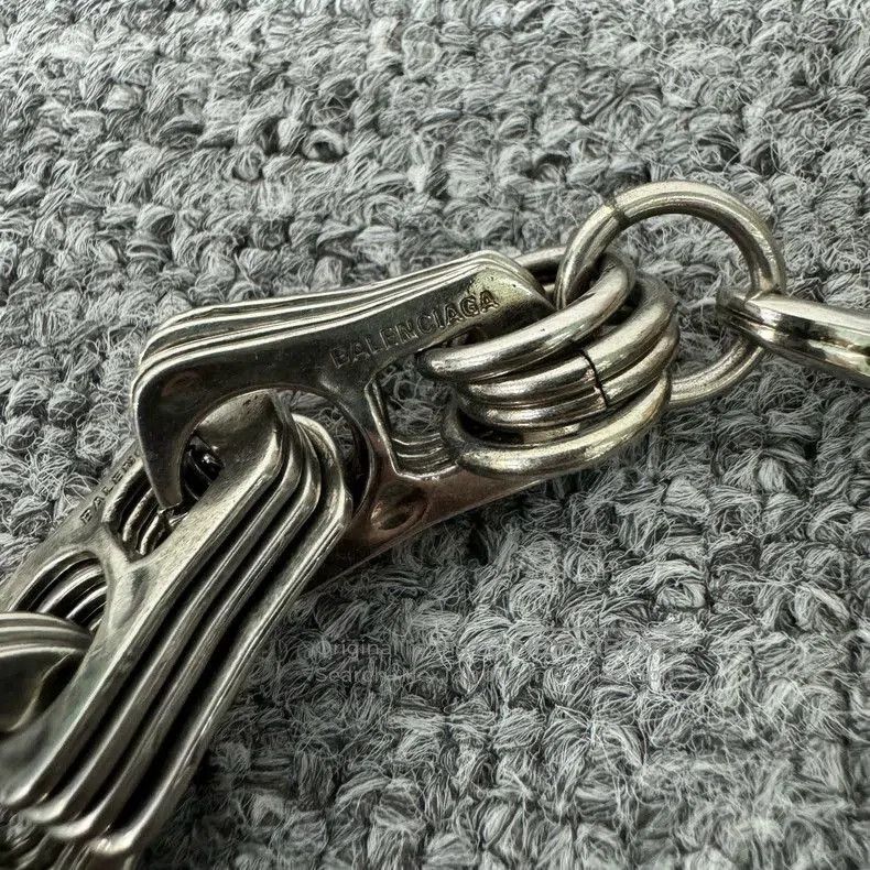 Balenciaga Balenciaga Silver Necklace Fashion Statement. Size ONE SIZE - 2 Thumbnail