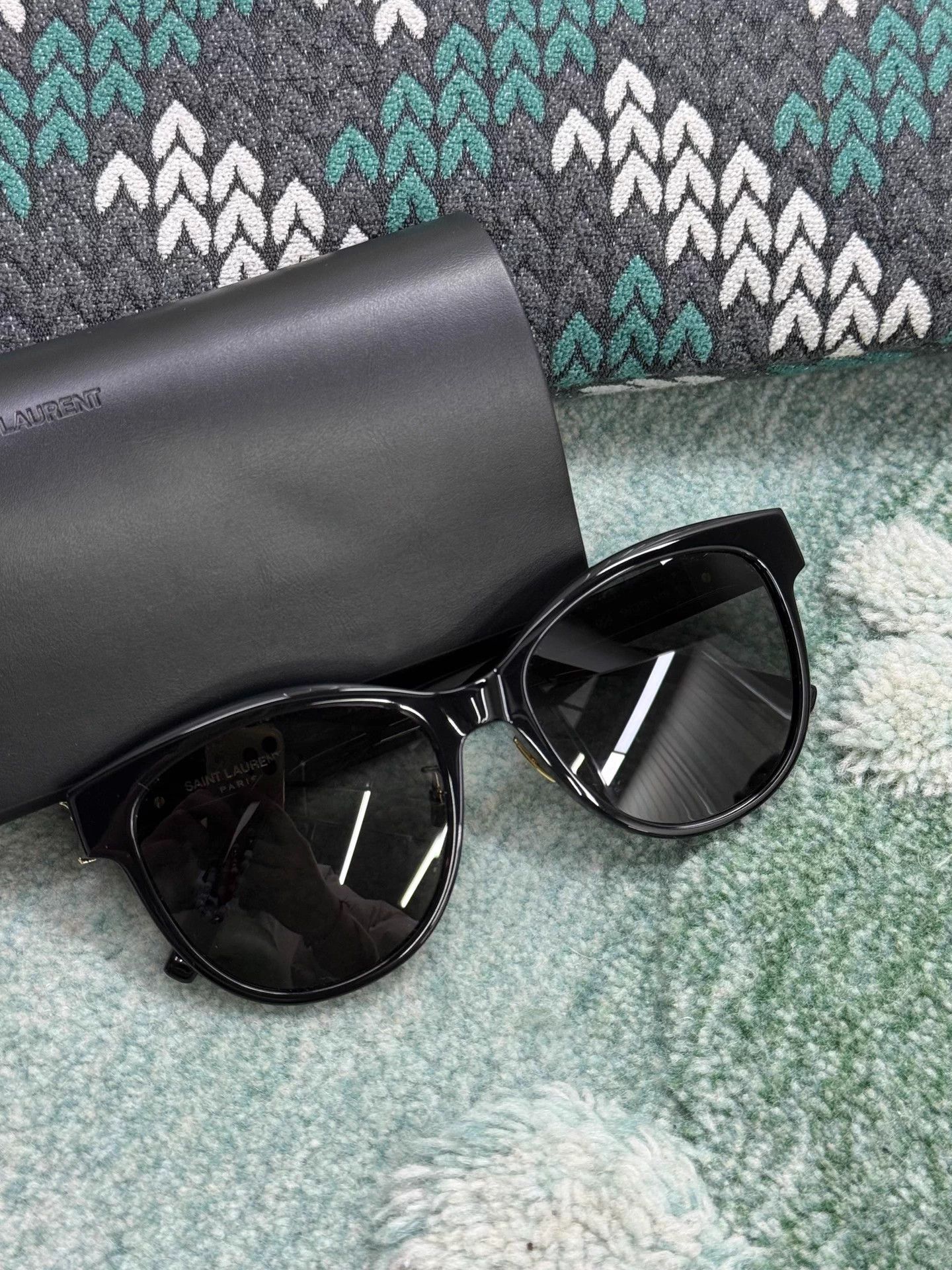 Saint Laurent Paris YSL Black Sunglasses Mint Size ONE SIZE - 1 Thumbnail
