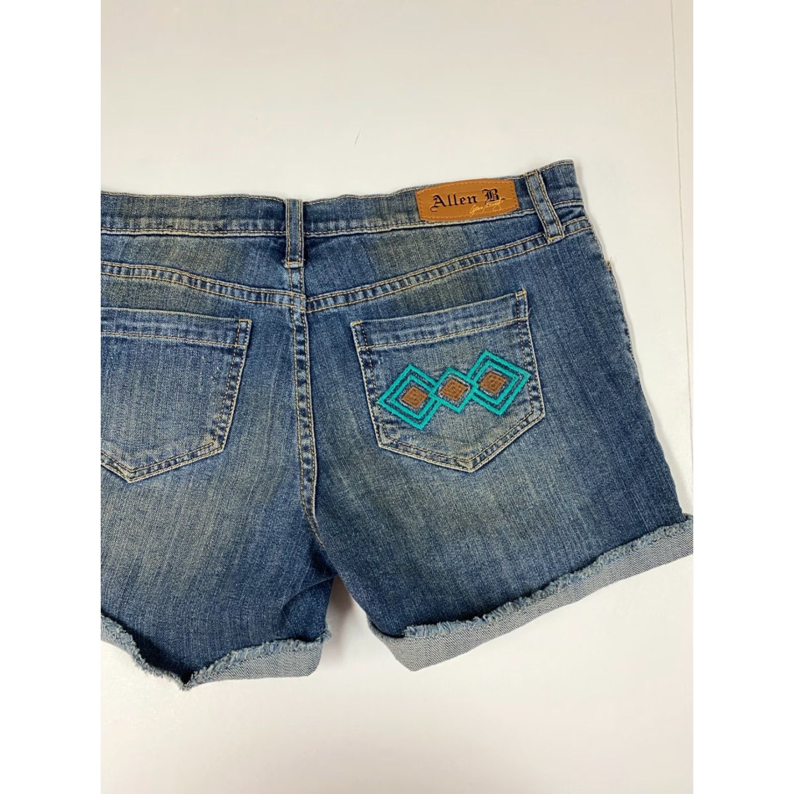 Denime Allen B Womens Shorts 4 blue Denim Chino Casual Cotton Blend Zip Front Classic 30 Waist White/Blue? Wait can't. Size 30" / US 8 / IT 44 - 7 Thumbnail