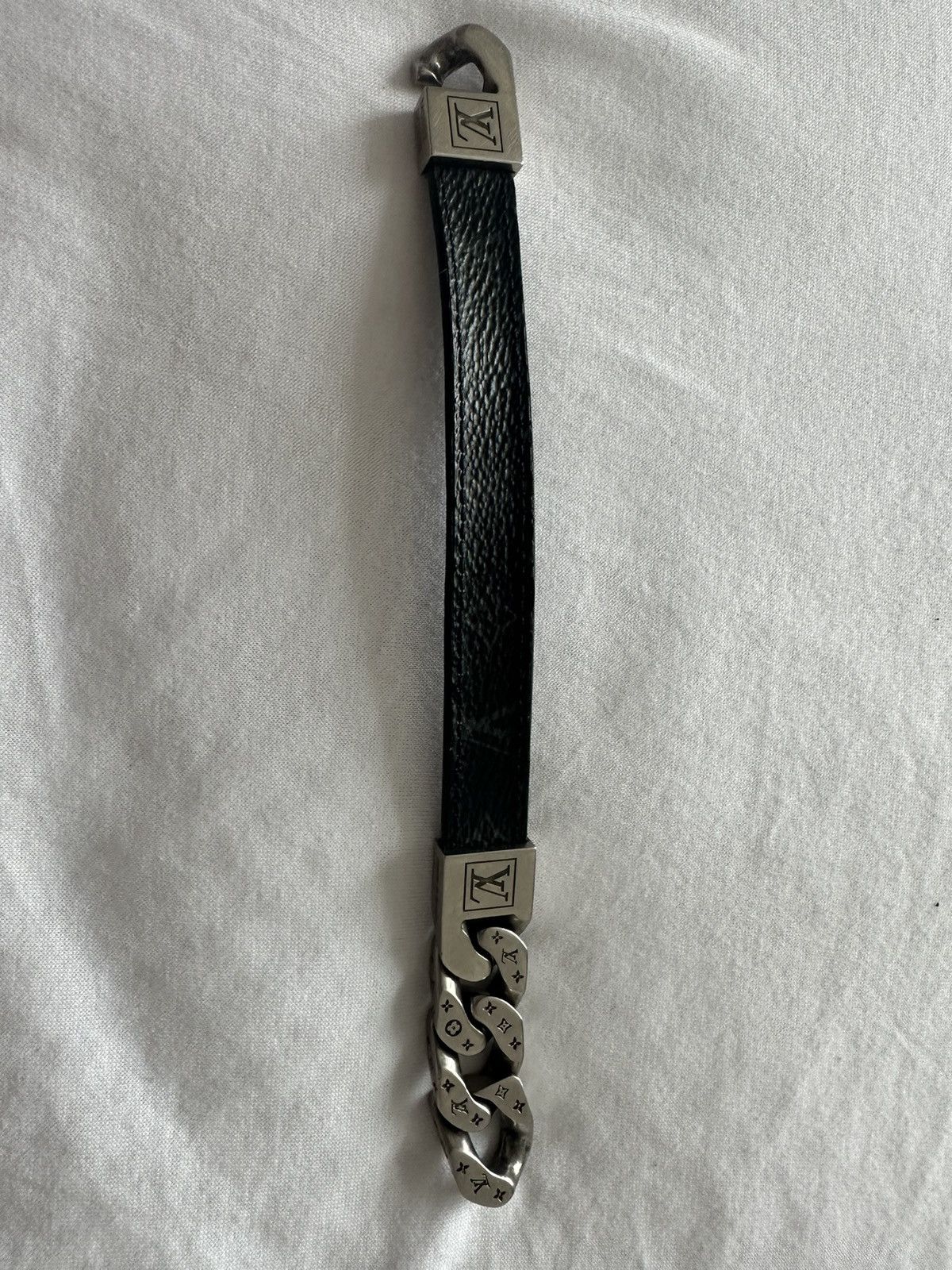 Louis Vuitton Louis Vuitton Men Bracelet Monogram Leather & Metal Spain Size ONE SIZE - 6 Thumbnail