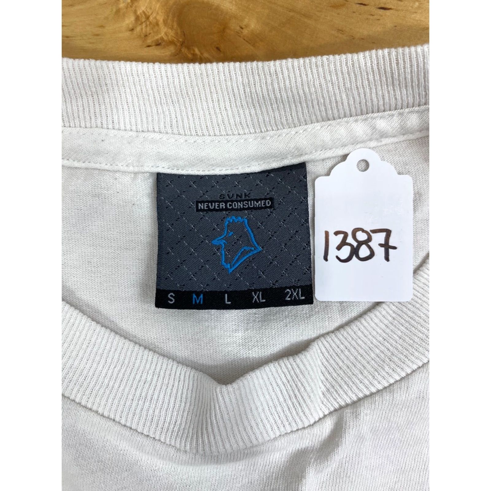 Logo 7 Sunk Never Consumer Logo White Shirt M Short Sleeve #1387 Nike Shirt Size US M / EU 48-50 / 2 - 3 Thumbnail