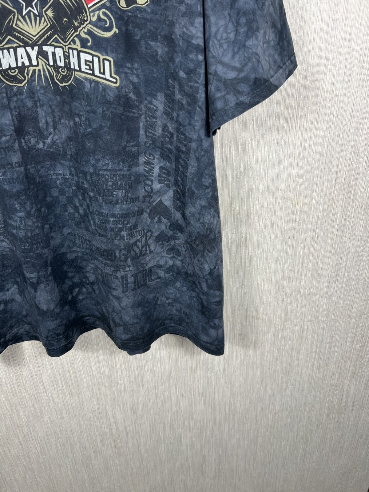 AC/DC Vintage Liquid Blue AC/DC 2008 highway to hell fullprint tee Size US XL / EU 56 / 4 - 4 Thumbnail