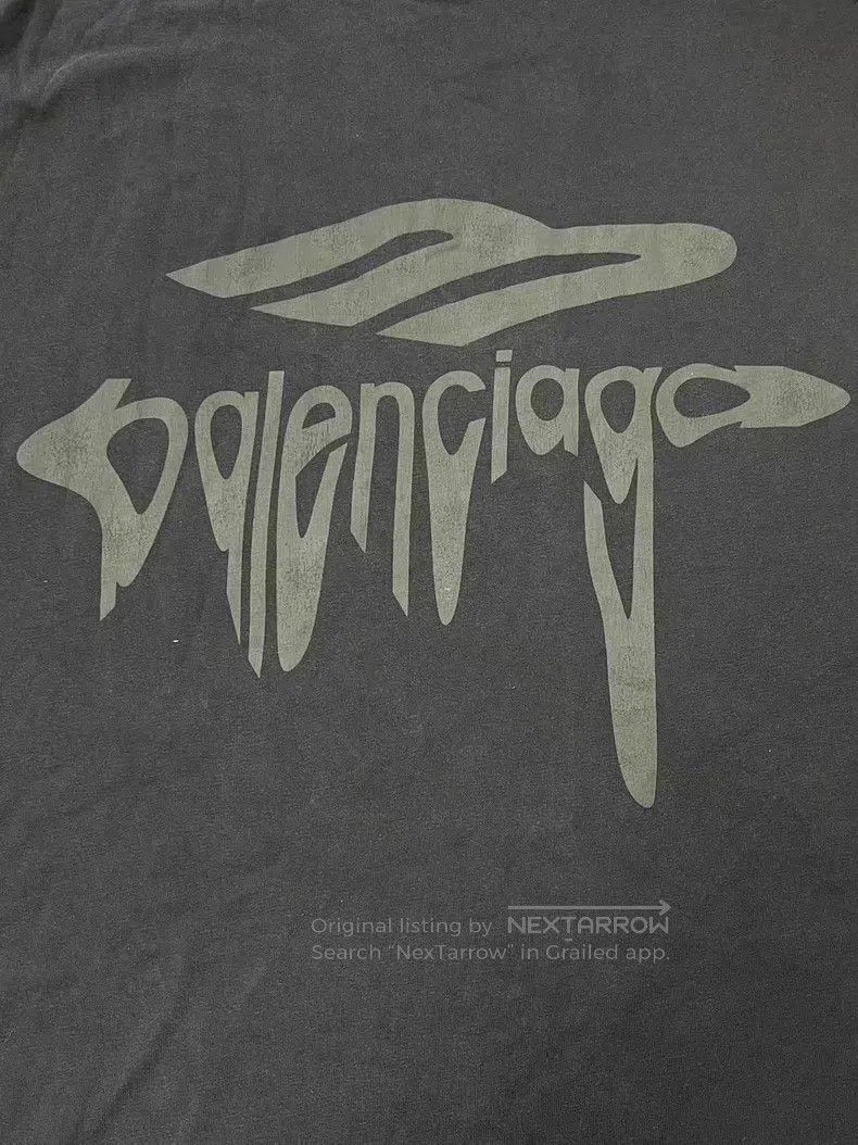 Balenciaga Balenciaga Oversized Round Neck Short Sleeve T-Shirt Size US S / EU 44-46 / 1 - 3 Thumbnail