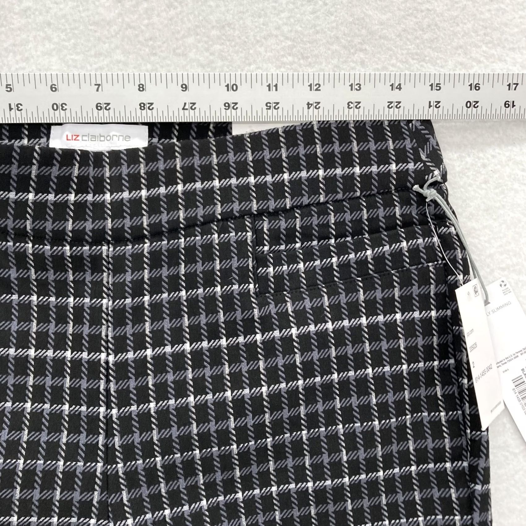 Liz Claiborne Liz Claiborne Pants Womens 2 Black Gray Plaid Lisa Straight Leg Secretly Slimming Dress Pants Adult Regular XS? (No) Size 26" / US 2 / IT 38 - 7 Thumbnail