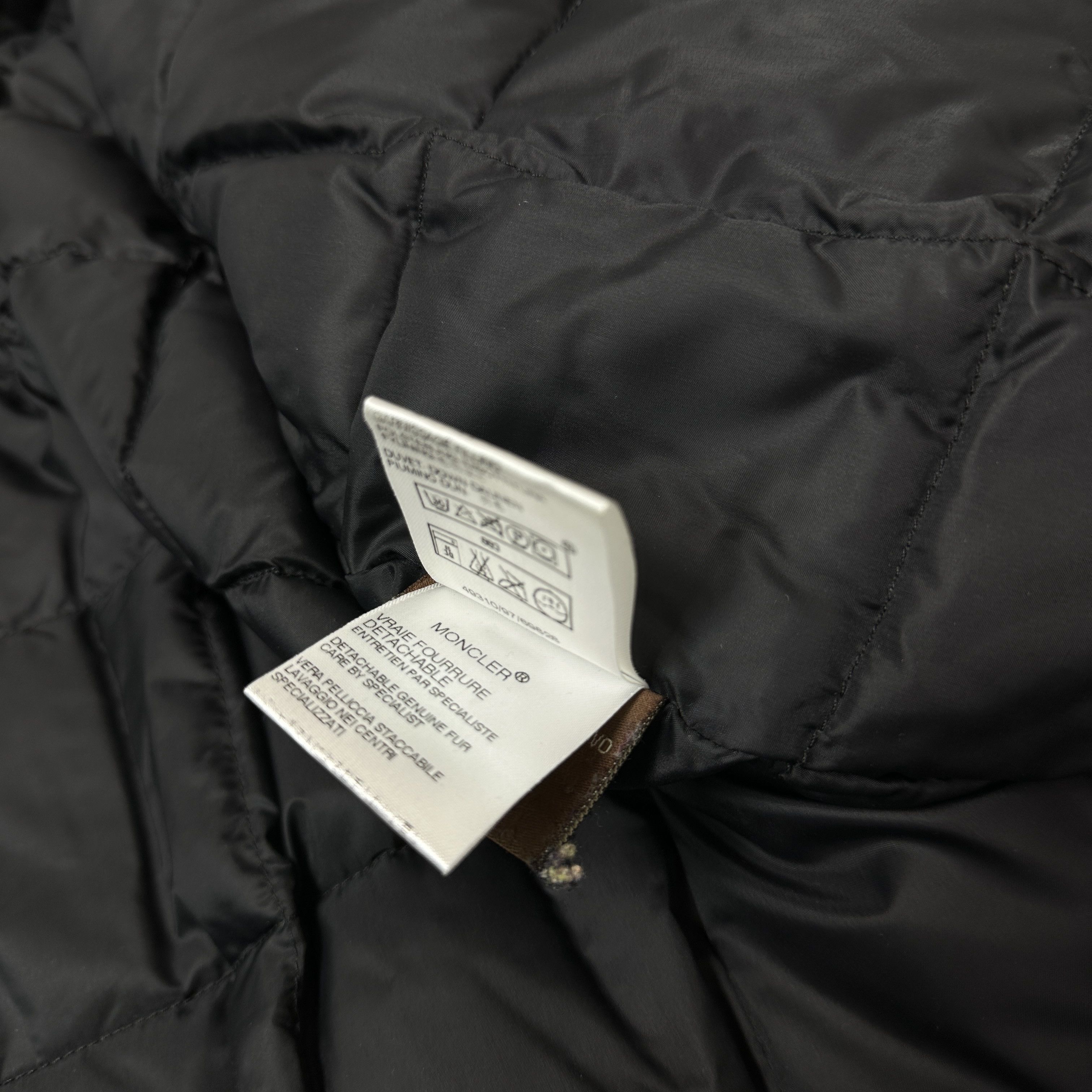Moncler Vintage Outdoor Women's Moncler Down Coat Y2K Size M / US 6-8 / IT 42-44 - 7 Thumbnail