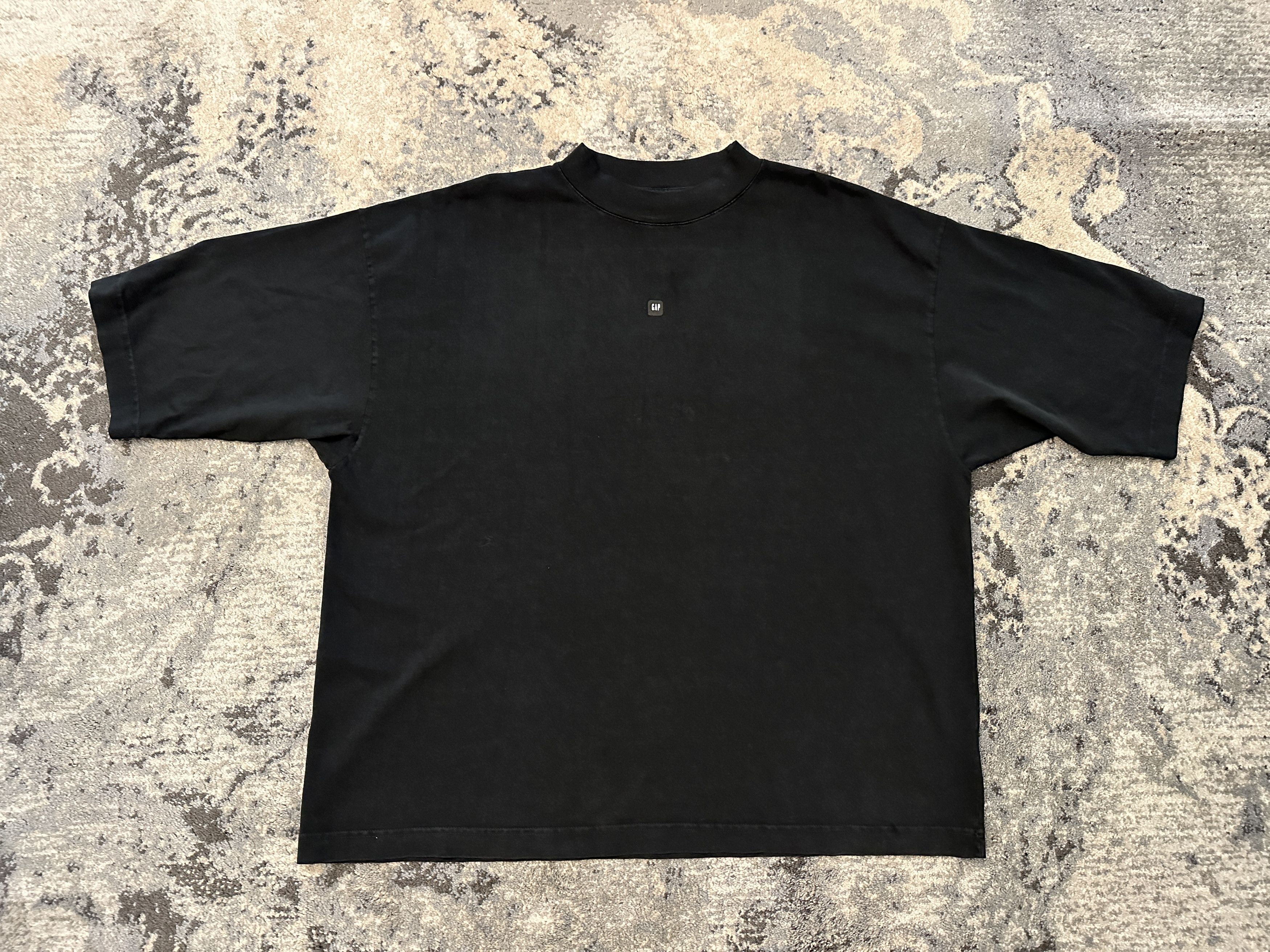 Gap Yeezy Gap Balenciaga 3/4 Logo Shirt Washed Black Size US XS / EU 42 / 0 - 1 Thumbnail