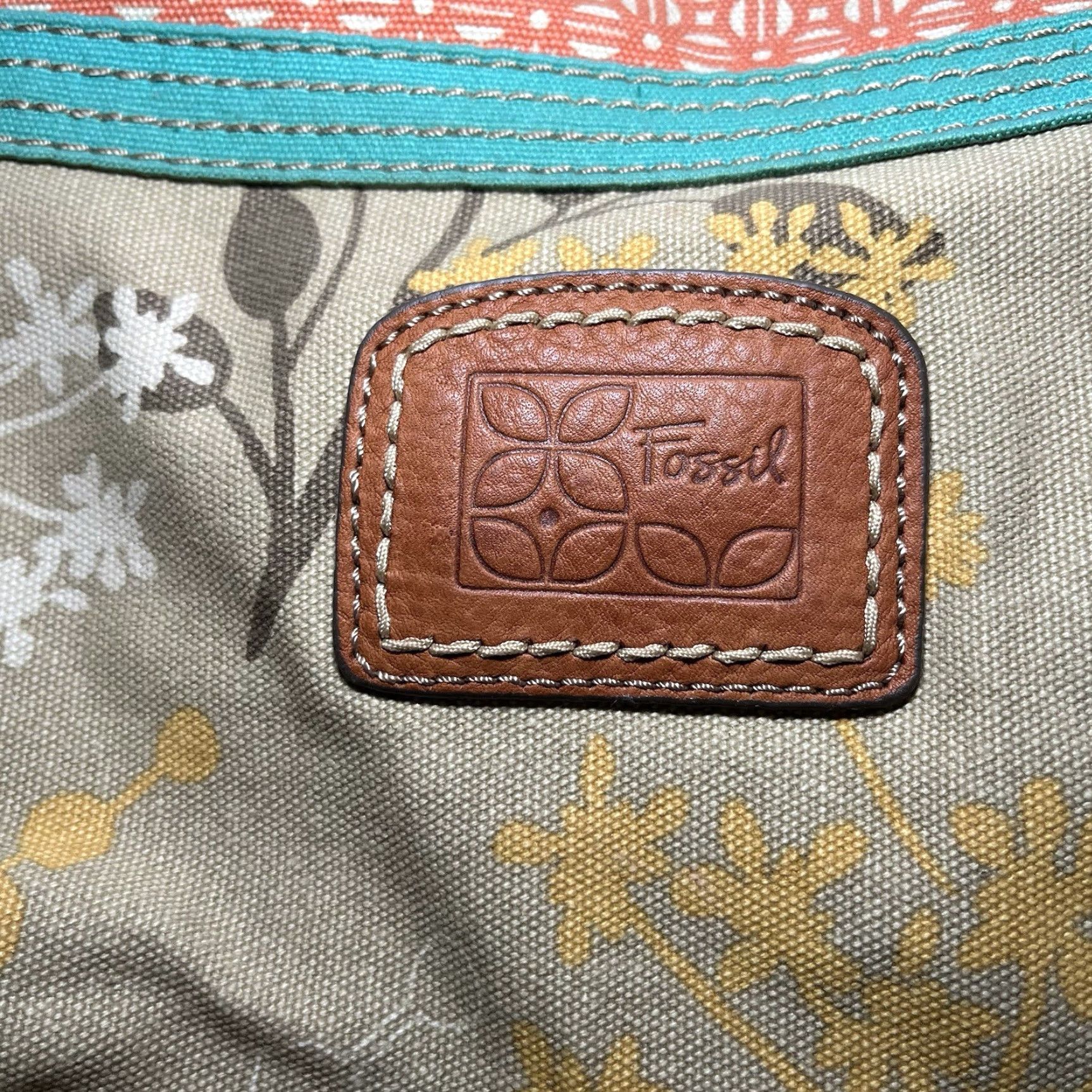 Fossil Fossil Key Purse Satchel Bag Large Canvas Tote Tan Floral Bohemian With Strap - Fossil Satchel Bag, Bohemian Floral Canvas Tote, Key Purse, Tan Strap Size ONE SIZE - 4 Thumbnail