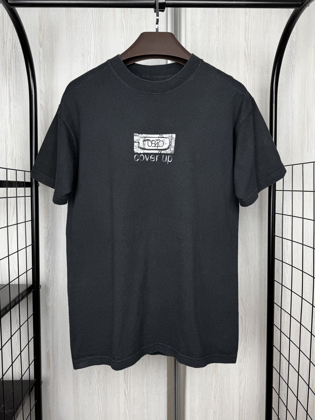 Vintage Vintage 90s Rare UB40 Cover Up Screen Stars Band Tee shirt Size US M / EU 48-50 / 2 - 2 Thumbnail