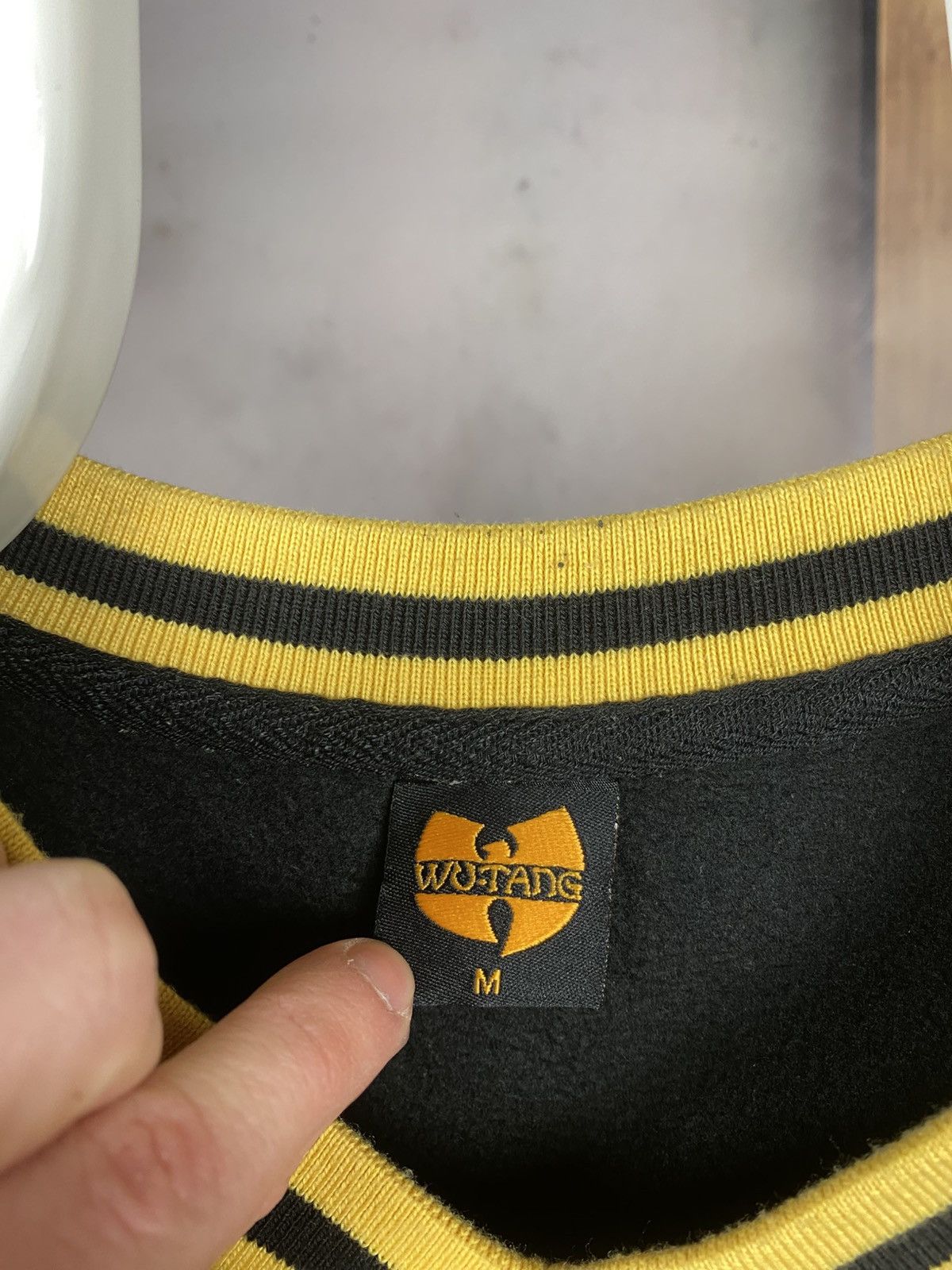 Wu-Tang Clan 🎙️Sweatshirt V-neck Wu Tang Rap Tee🎙️ Size US M / EU 48-50 / 2 - 11 Thumbnail