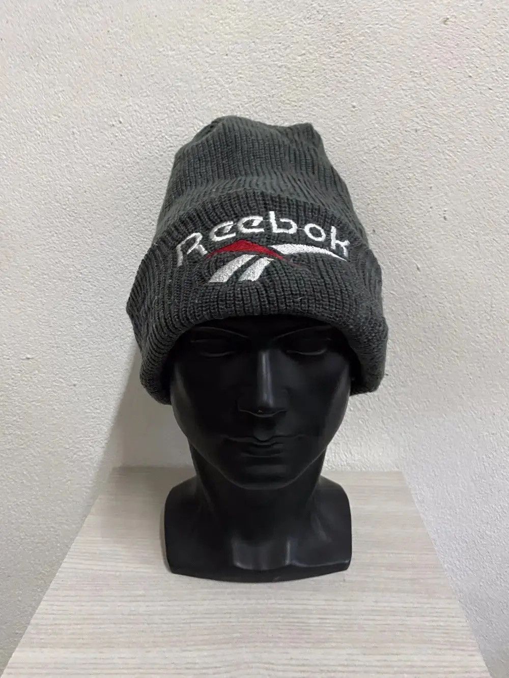 Reebok × Vintage Reebok Spellout Beanie Hat Size ONE SIZE - 2 Thumbnail