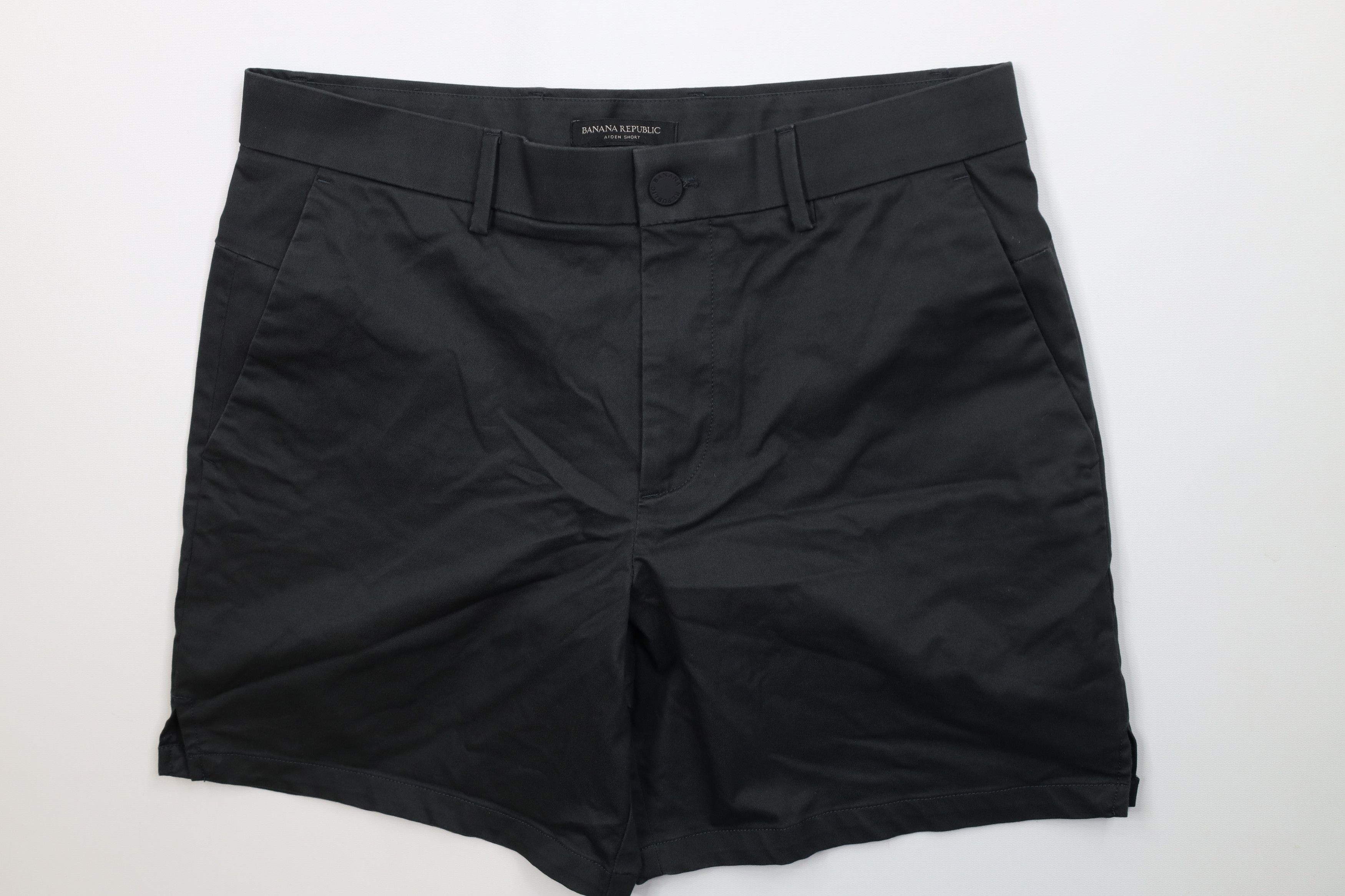 Banana Republic Banana Republic Above Knee Aiden Chino Shorts Charcoal Gray Size US 33 - 1 Thumbnail