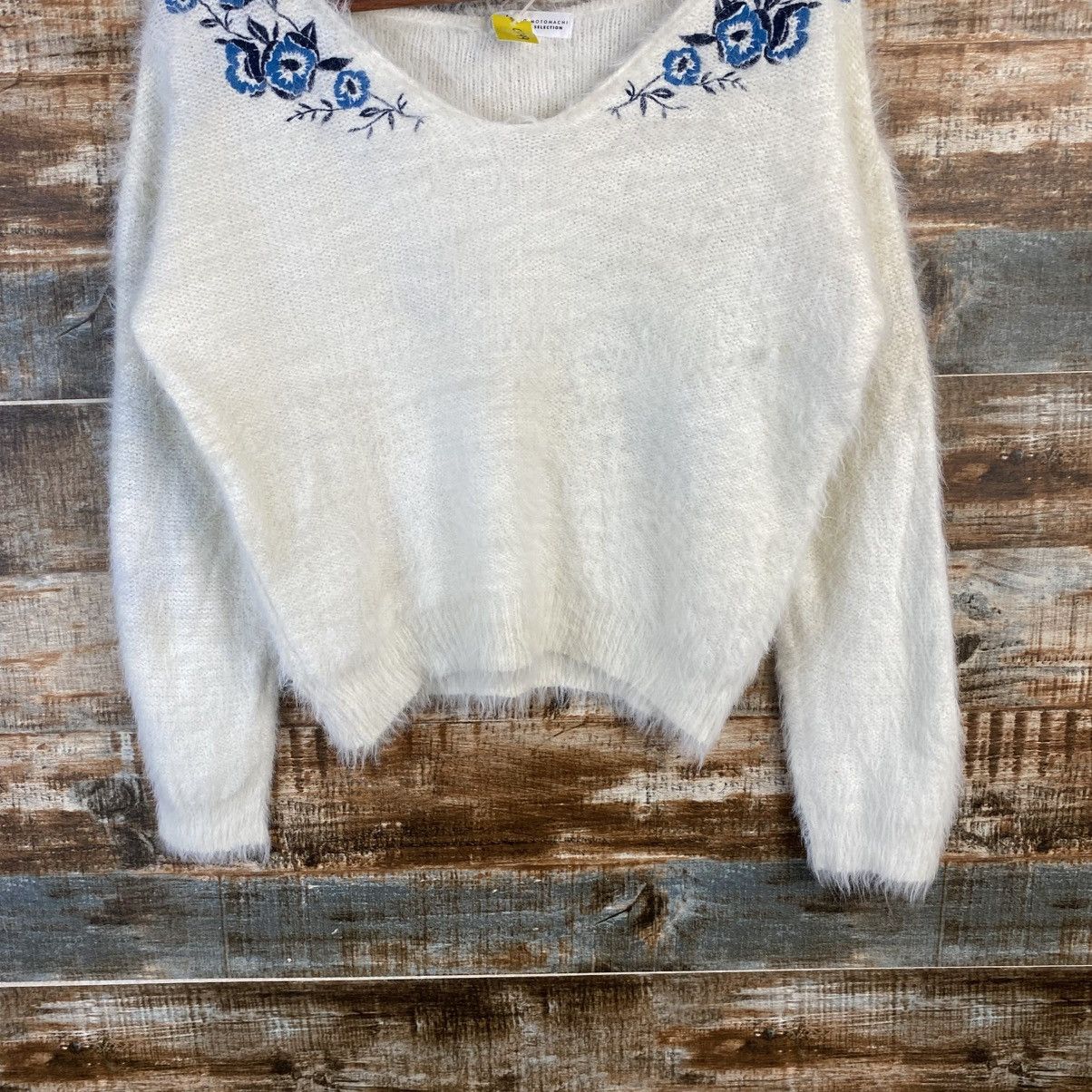 Japanese Brand DL Jayro White fur shaggy Mohair Knitwear #C1149 Size M / US 6-8 / IT 42-44 - 6 Thumbnail