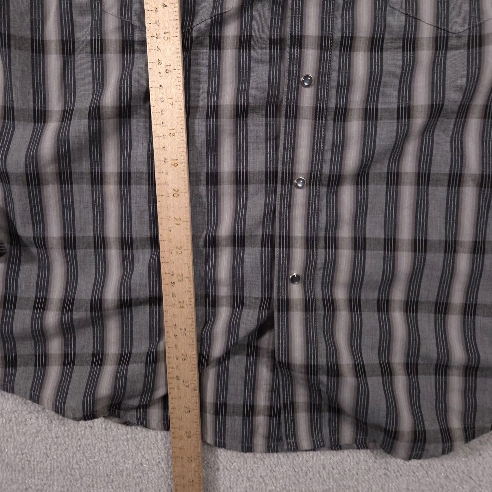 Wrangler Wrangler Shirt Mens Large Gray Black Plaid Western Snap Pearl Pockets Cowboy Size US L / EU 52-54 / 3 - 7 Thumbnail