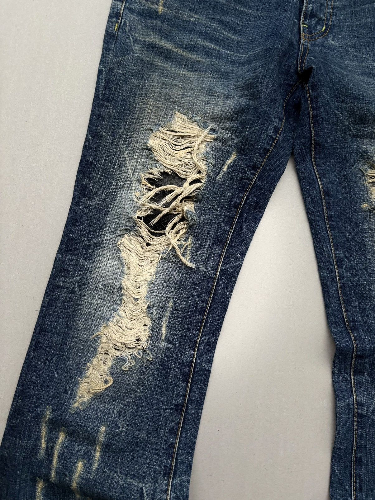 Japanese Brand Maraxia distressed flare jeans Size US 28 / EU 44 - 3 Thumbnail