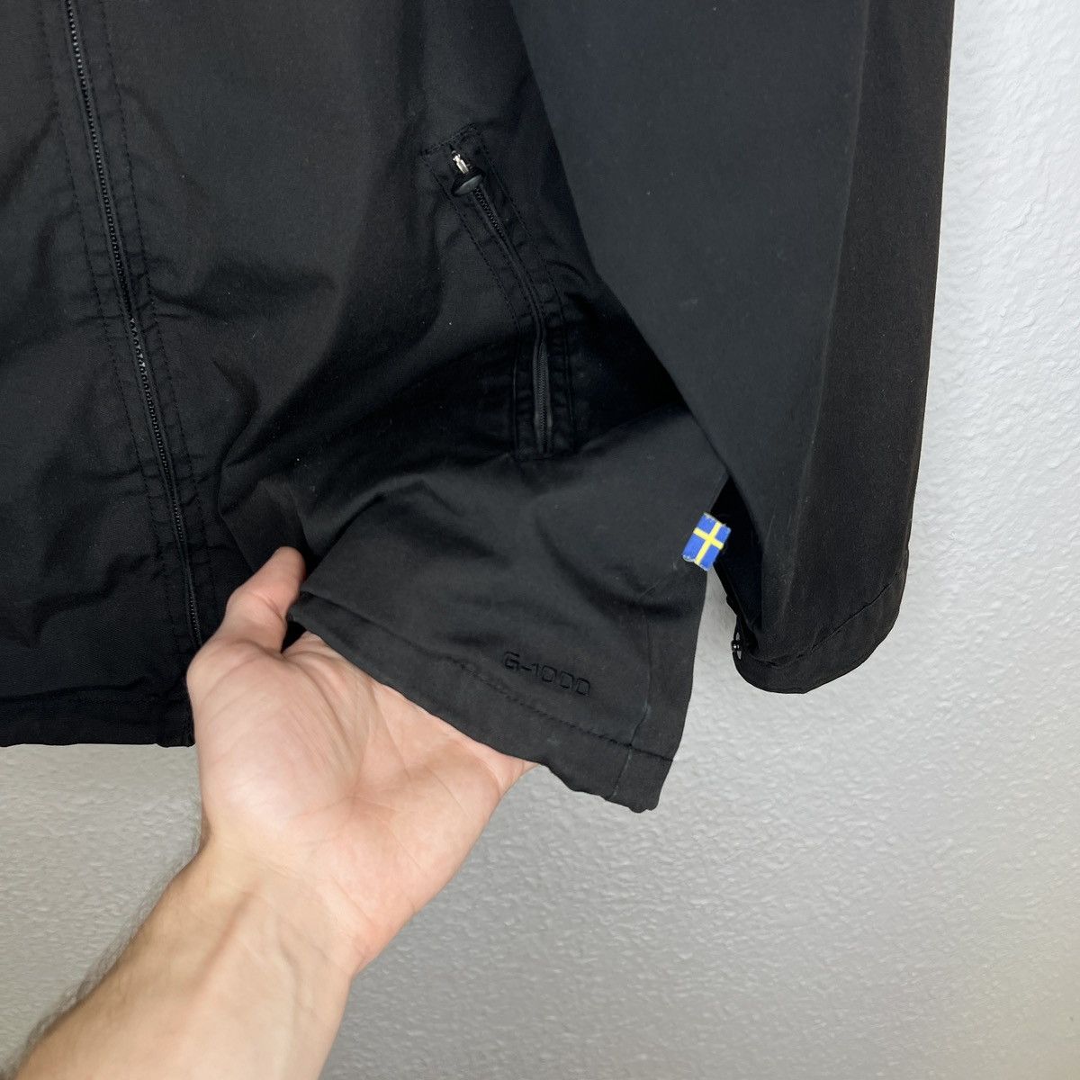 Fjallraven × Vintage Vintage Fjallraven Windbreaker Hooded Jacket G-1000 Black Size US M / EU 48-50 / 2 - 4 Thumbnail