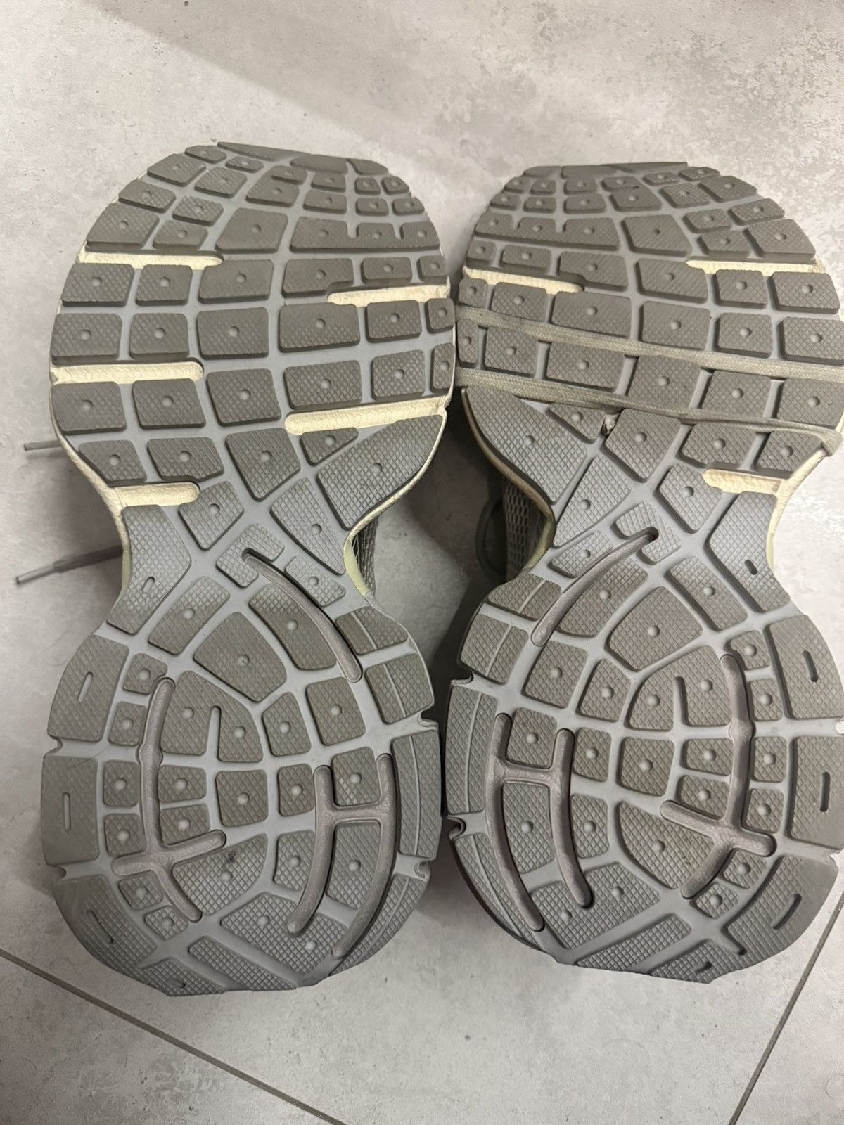Balenciaga Balenciaga 3xl Sneakers Size US 12 / EU 45 - 4 Thumbnail