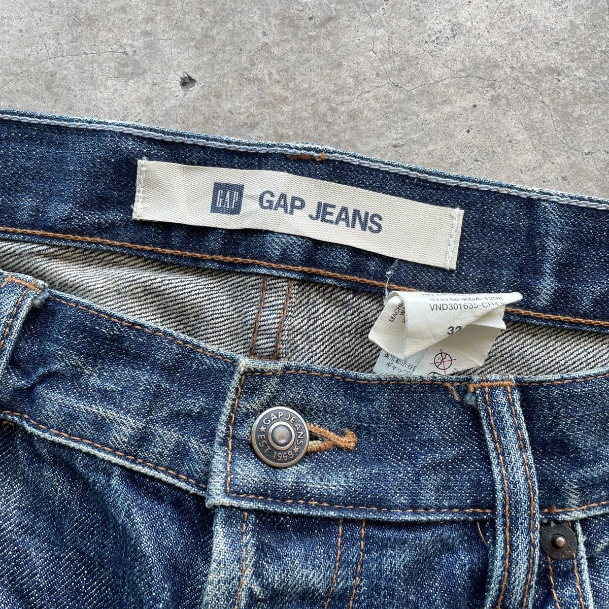 Gap Vintage Gap Jeans Faded Flare Sick Denim Pants W33x34 Size US 33 - 7 Thumbnail