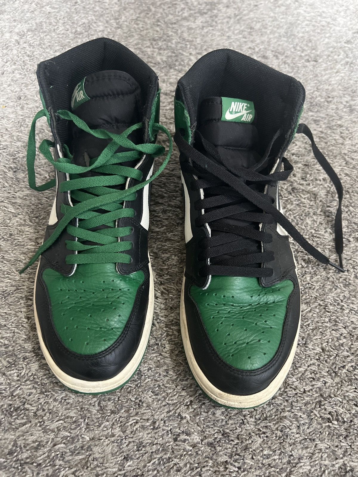 Jordan Brand × Nike Nike Air Jordan 1 Retro High OG Pine Green Sneakers Size US 12 / EU 45 - 4 Thumbnail