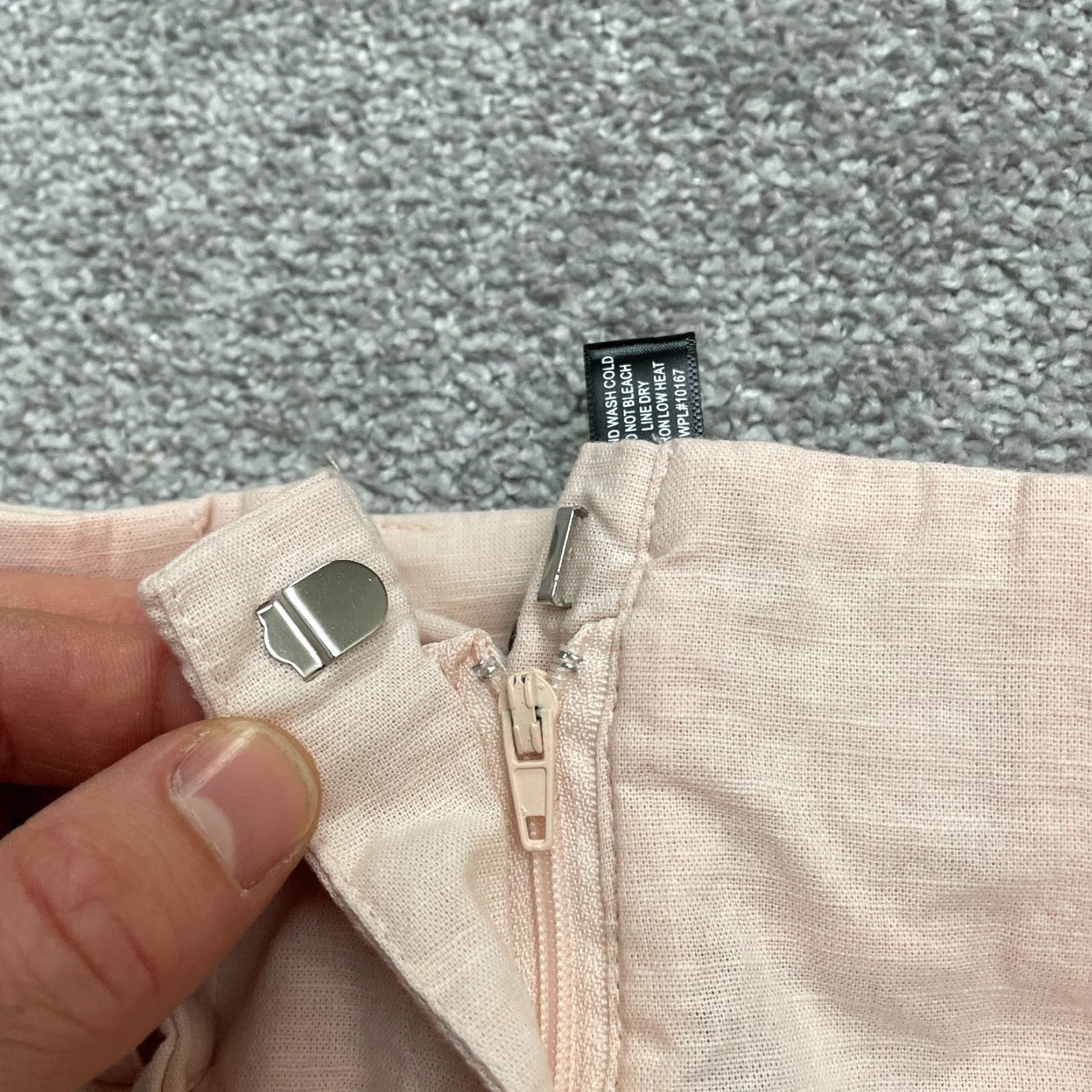 AQUA Aqua By Bloomingdale's Linen Paperbag Ankle Pants Women M Pink Belt 28x25.5 Size 32" / US 10 / IT 46 - 3 Thumbnail