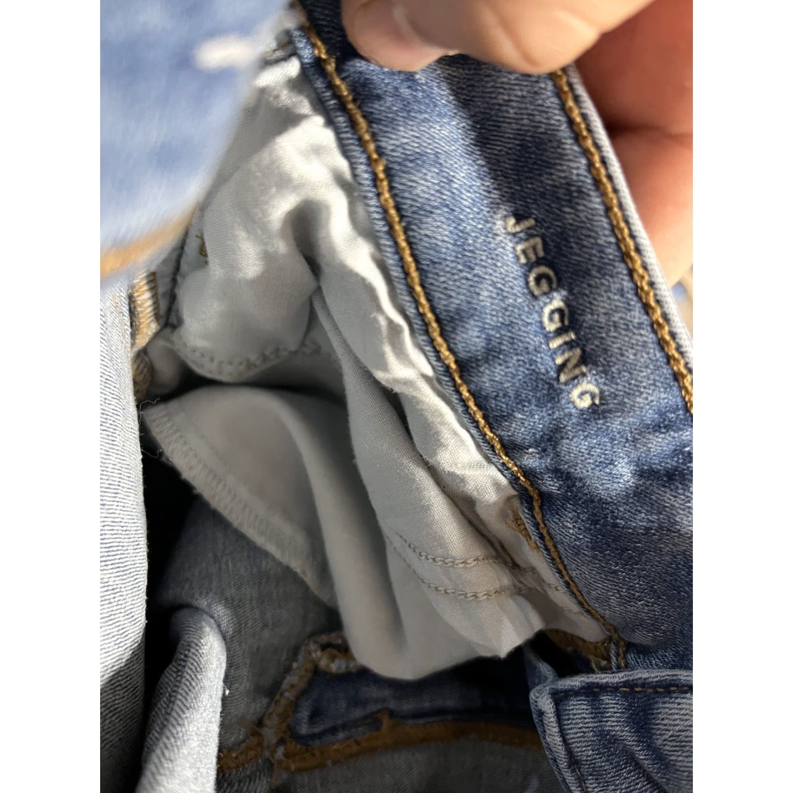 American Eagle Outfitters American Eagle Blue Next Level Stretch Jegging Pants Size 6 Short Distressed Jeans Womens Size 28" / US 6 / IT 42 - 5 Thumbnail