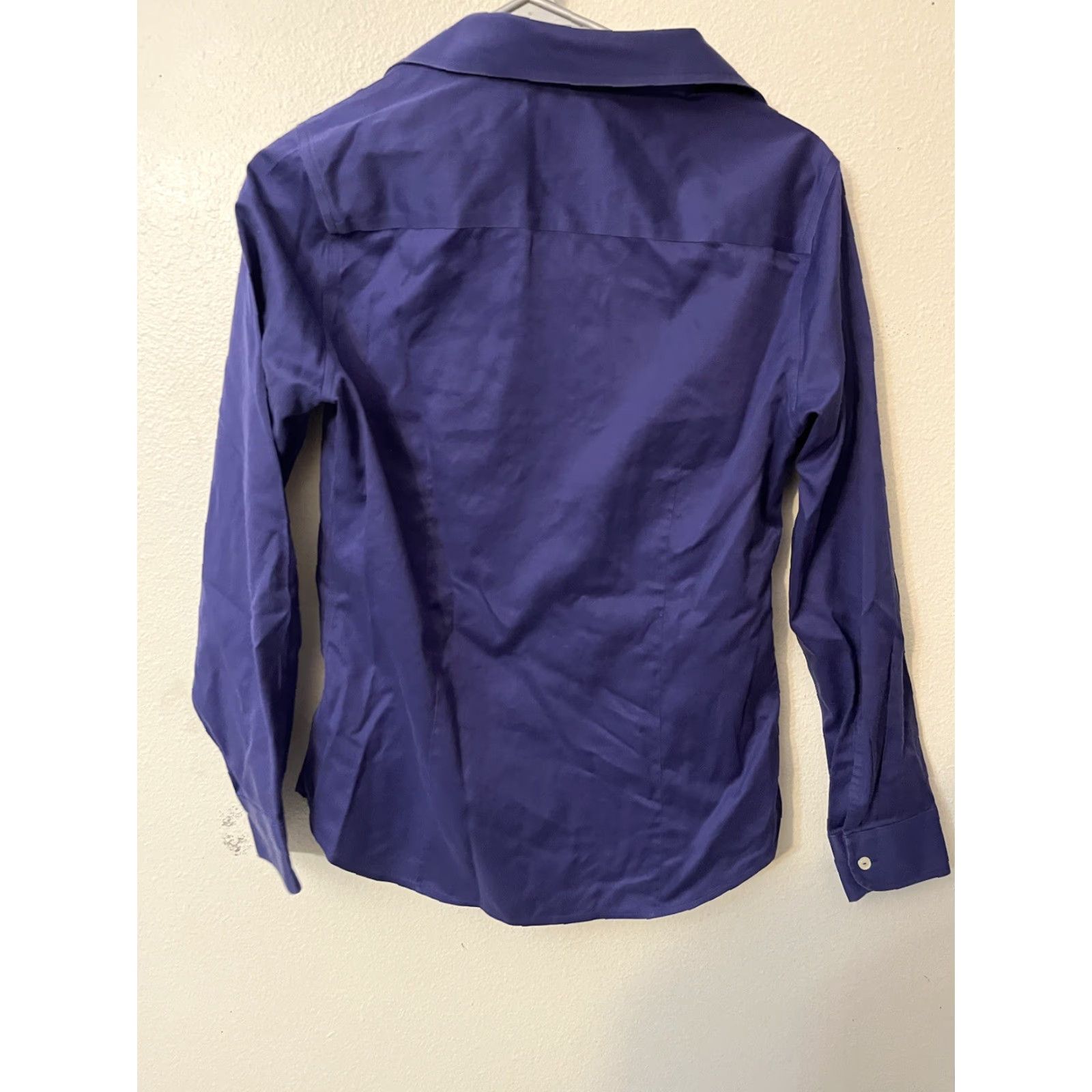 Charles Tyrwhitt Charles Tyrwhitt Button-Up Shirt Long Sleeve 8 Purple Non-Iron Collared Women Regular Size 8 Cotton Vintage No N/A Size M / US 6-8 / IT 42-44 - 3 Thumbnail