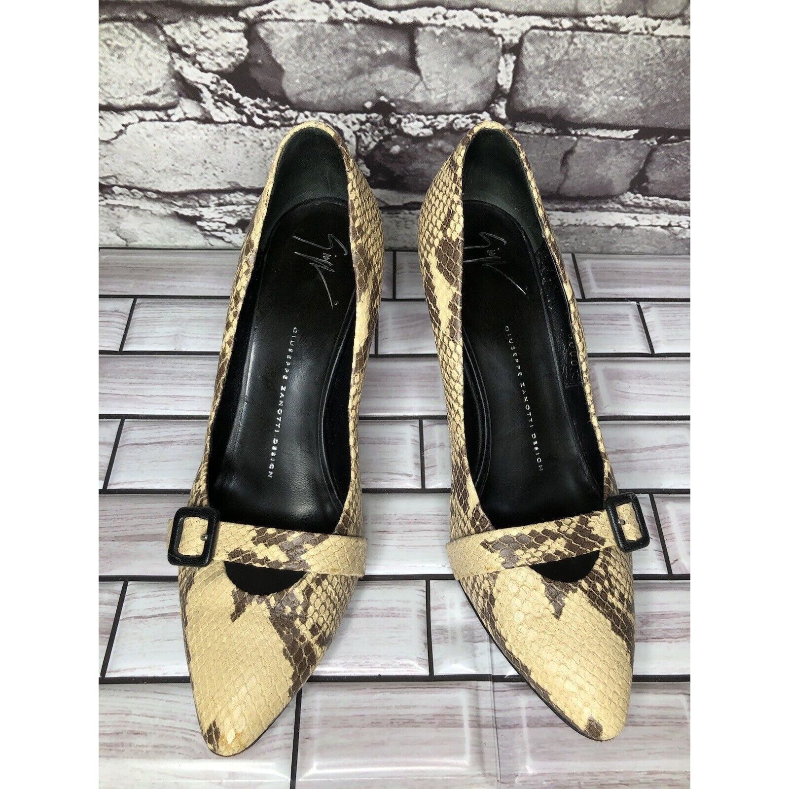 Giuseppe Zanotti Giuseppe Zanotti Cream Leather Black SnakeSkin Pointed Strap Size US 6.5 / IT 36.5 - 2 Thumbnail