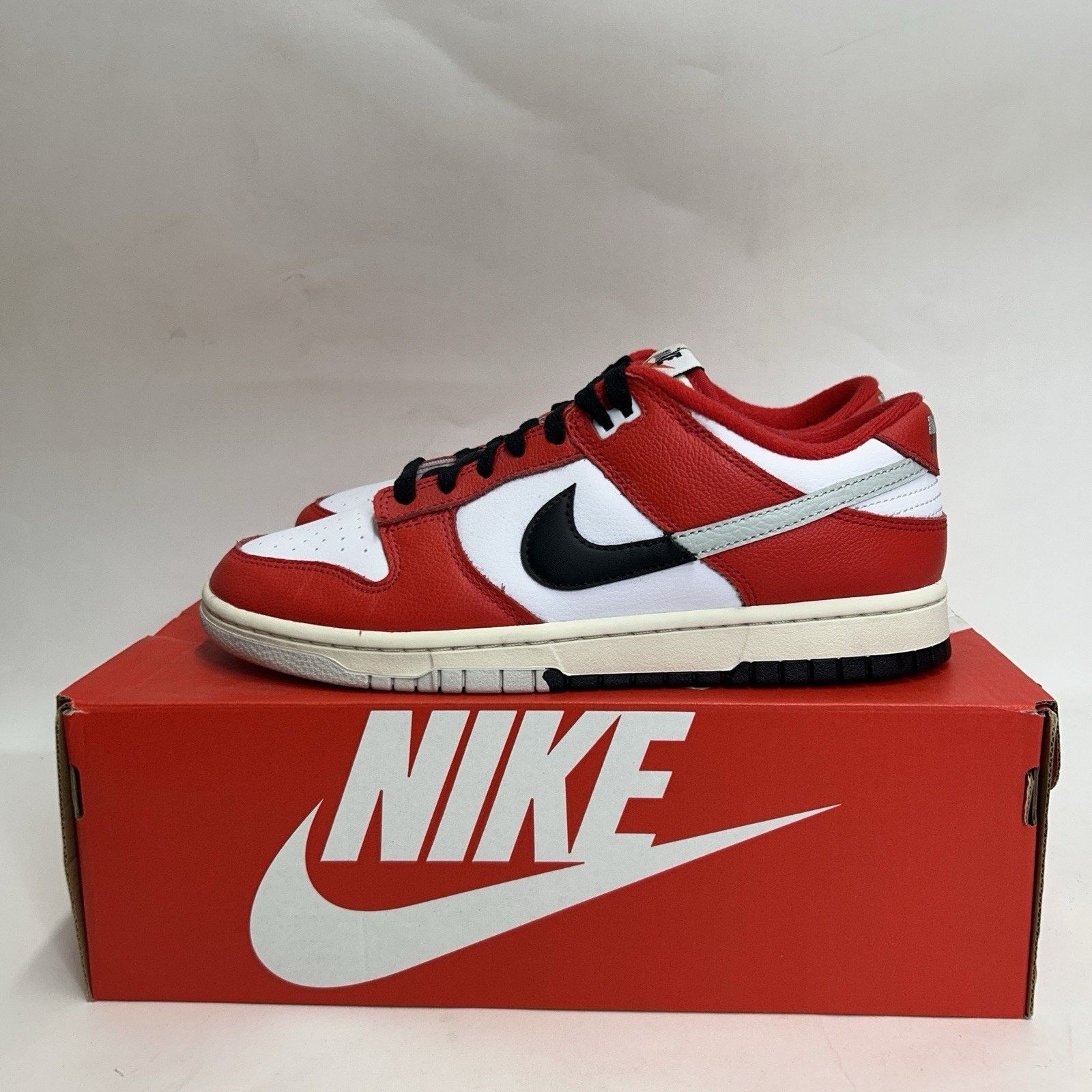 Nike Nike Dunk Low Retro PRM “Split Chicago” DZ2536-600 Size US 8 / EU 41 - 6 Thumbnail