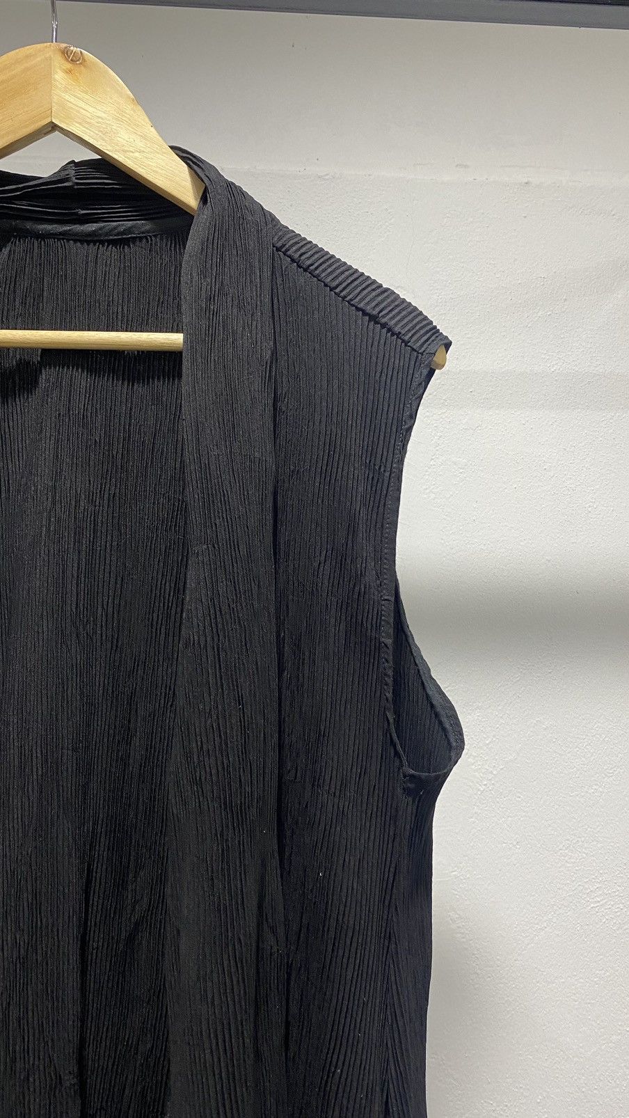 Issey Miyake × Japanese Brand × Ne-Net ❌DELETE TODAY❌Issey Miyake Inspired Pleats Please Sleeveless Size US M / EU 48-50 / 2 - 3 Thumbnail