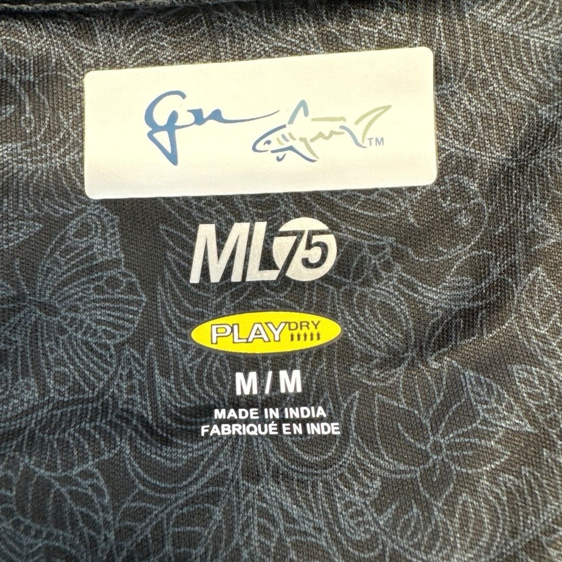 Greg Norman Greg Norman PlayDry 1/4 zip Black Golf Shirt women sz M Size M / US 6-8 / IT 42-44 - 5 Thumbnail