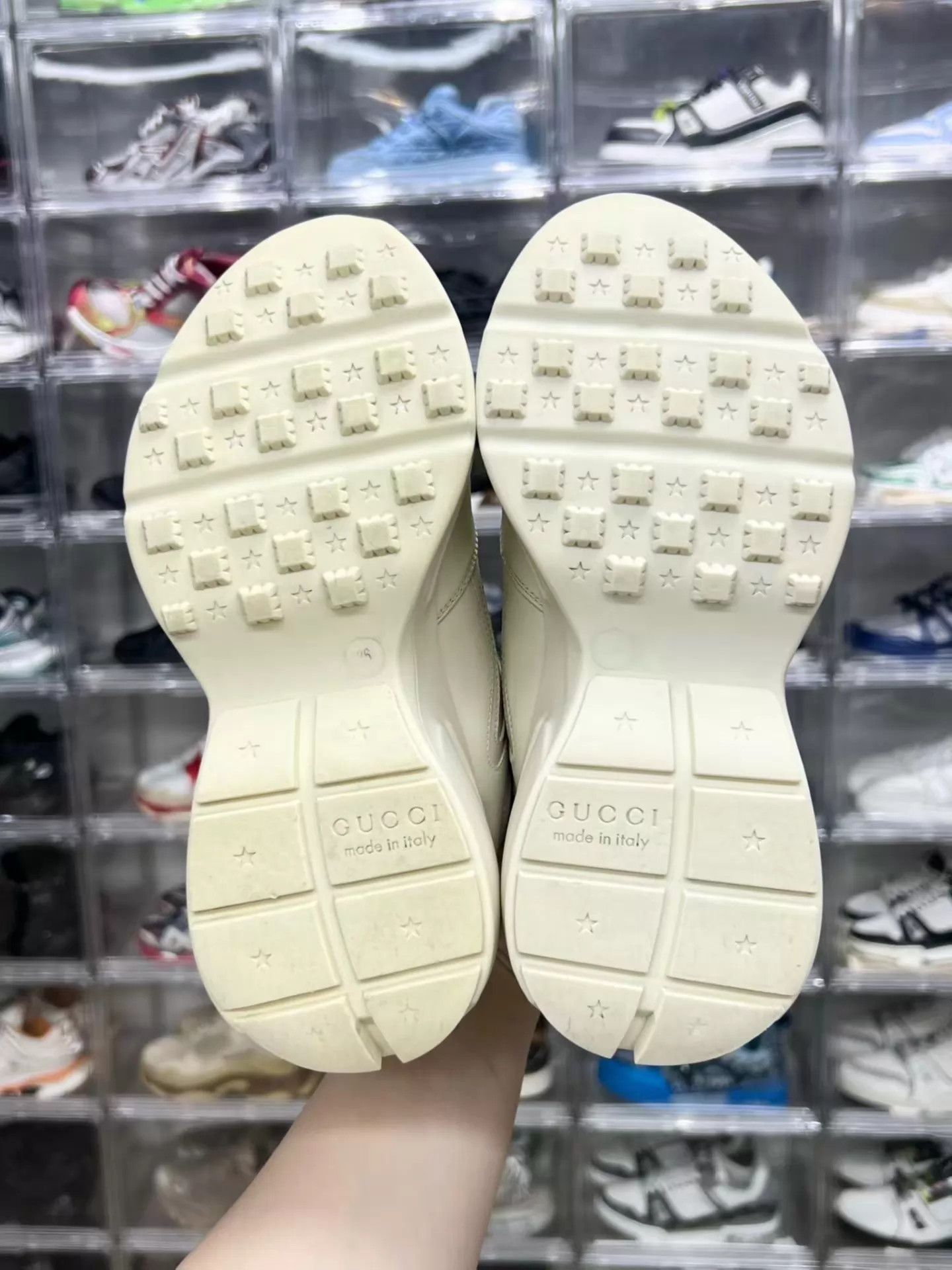 Gucci GUCCI Rhyton White 36 EU 1-5 Uses Original Box Size US 5.5 / IT 35.5 - 8 Thumbnail