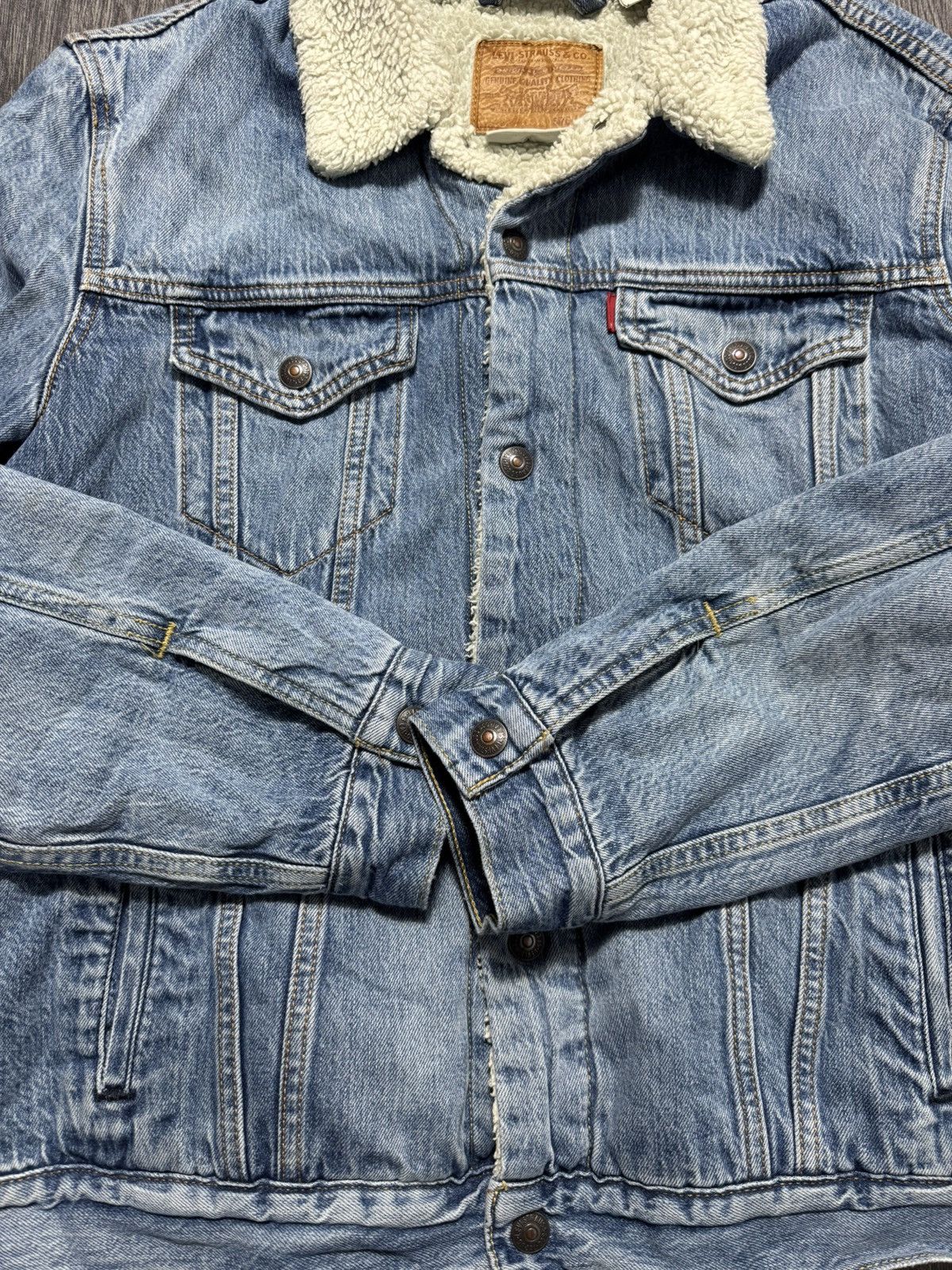 Levi's × Vintage Levi's Blue Denim Sherpa Trucker Jacket Size US L / EU 52-54 / 3 - 8 Thumbnail