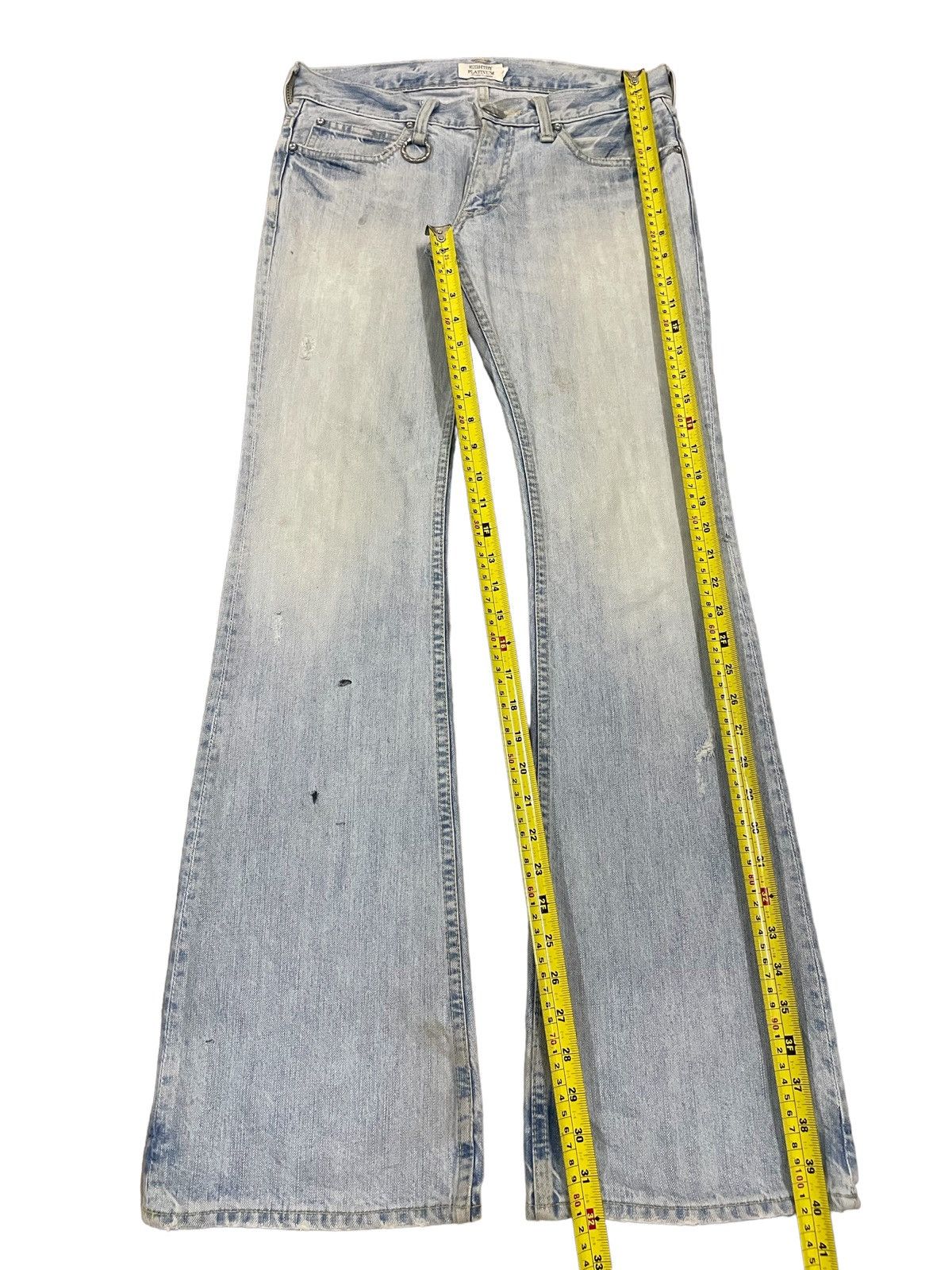 Japanese Brand Vintage Japanese Denim Womenswear Low Waisted Flare Jeans Size 30" / US 8 / IT 44 - 14 Thumbnail