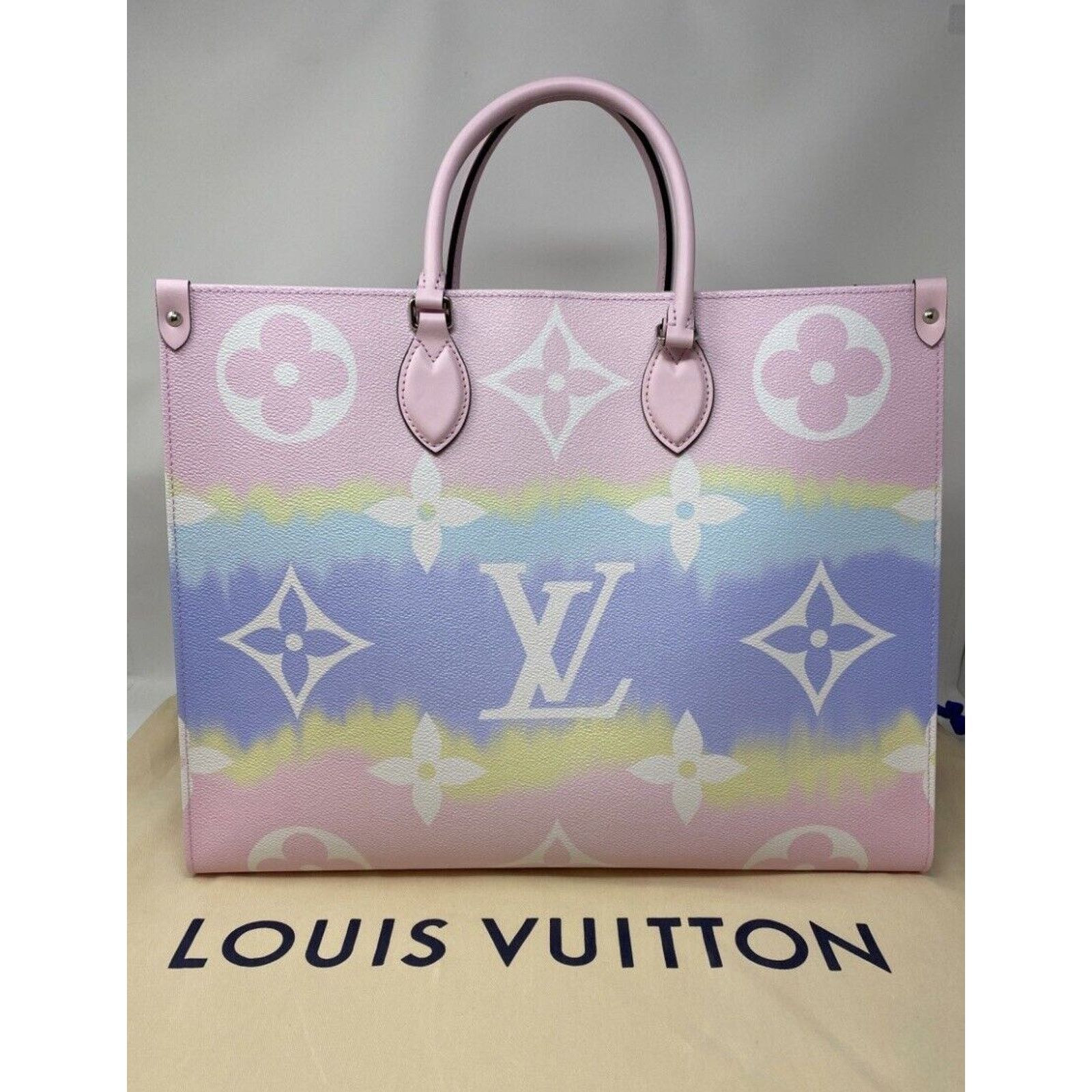 Louis Vuitton Louis Vuitton OnTheGo GM Escale Porto Cervo Limited Ed 🦄 Size ONE SIZE - 5 Thumbnail
