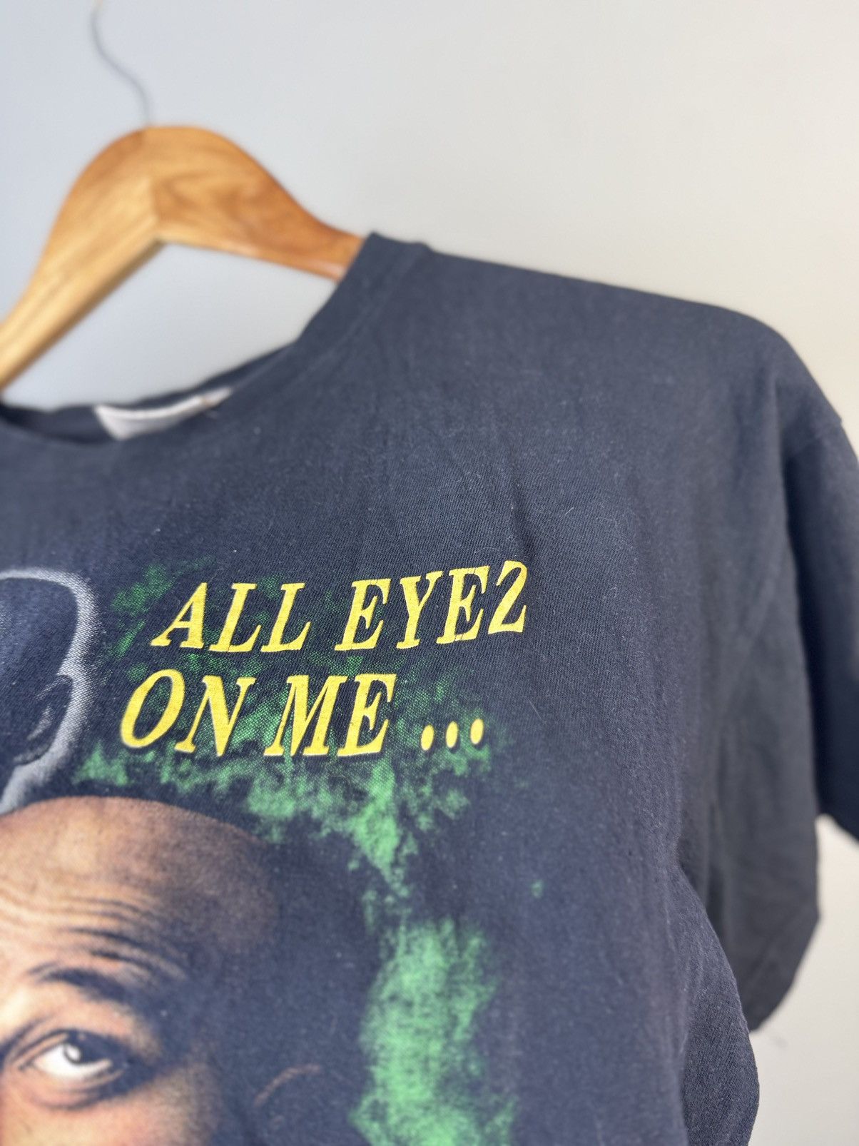 Rap Tees × Vintage Tupac 2PAC All Eyes on Me Tee Black Size US L / EU 52-54 / 3 - 6 Thumbnail