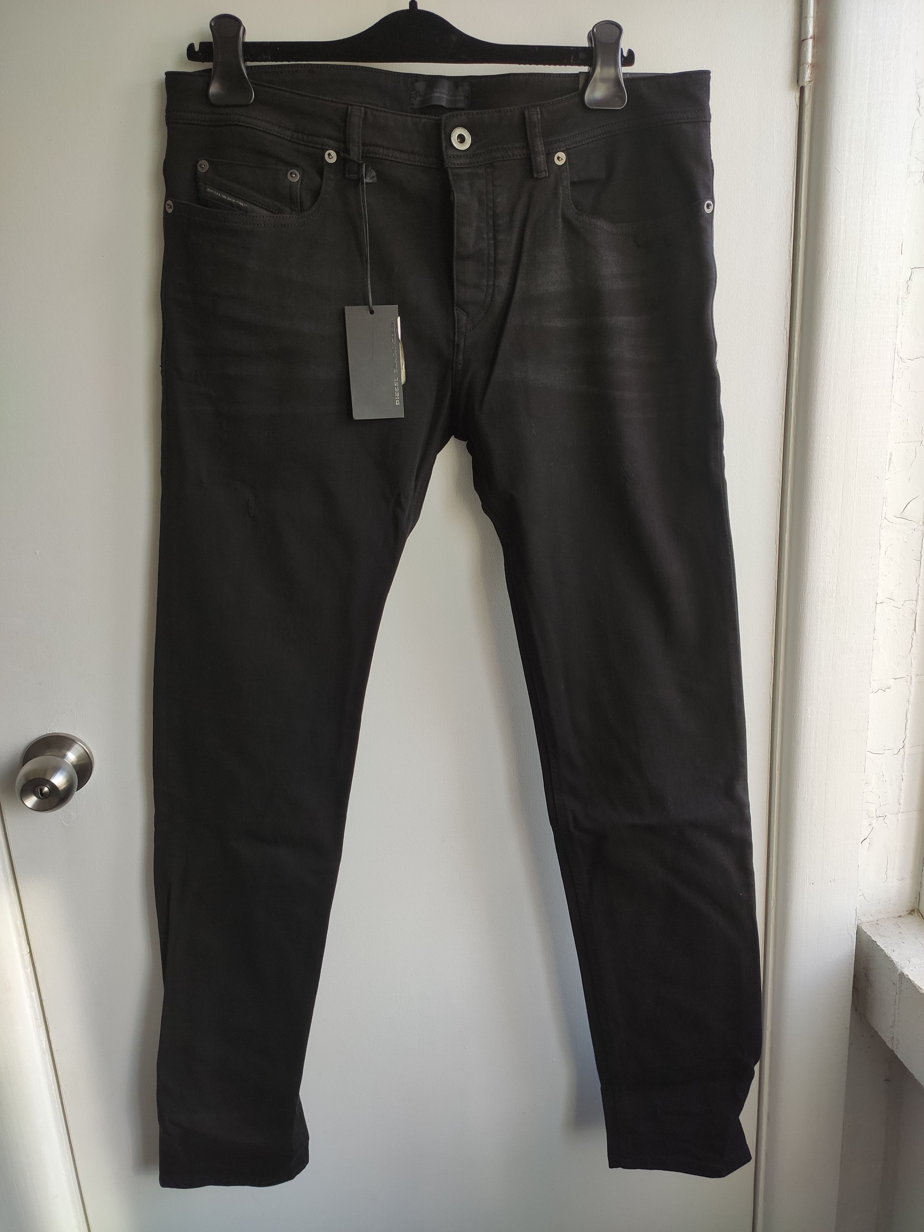 Type-2512 Jeans in Black (size 34